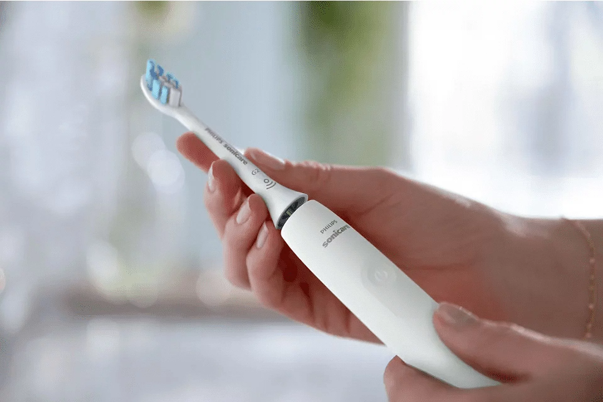 Philips Sonicare 2300 Series Sonic Electric Toothbrush White G2 Optimal Gum Care Brush Heads