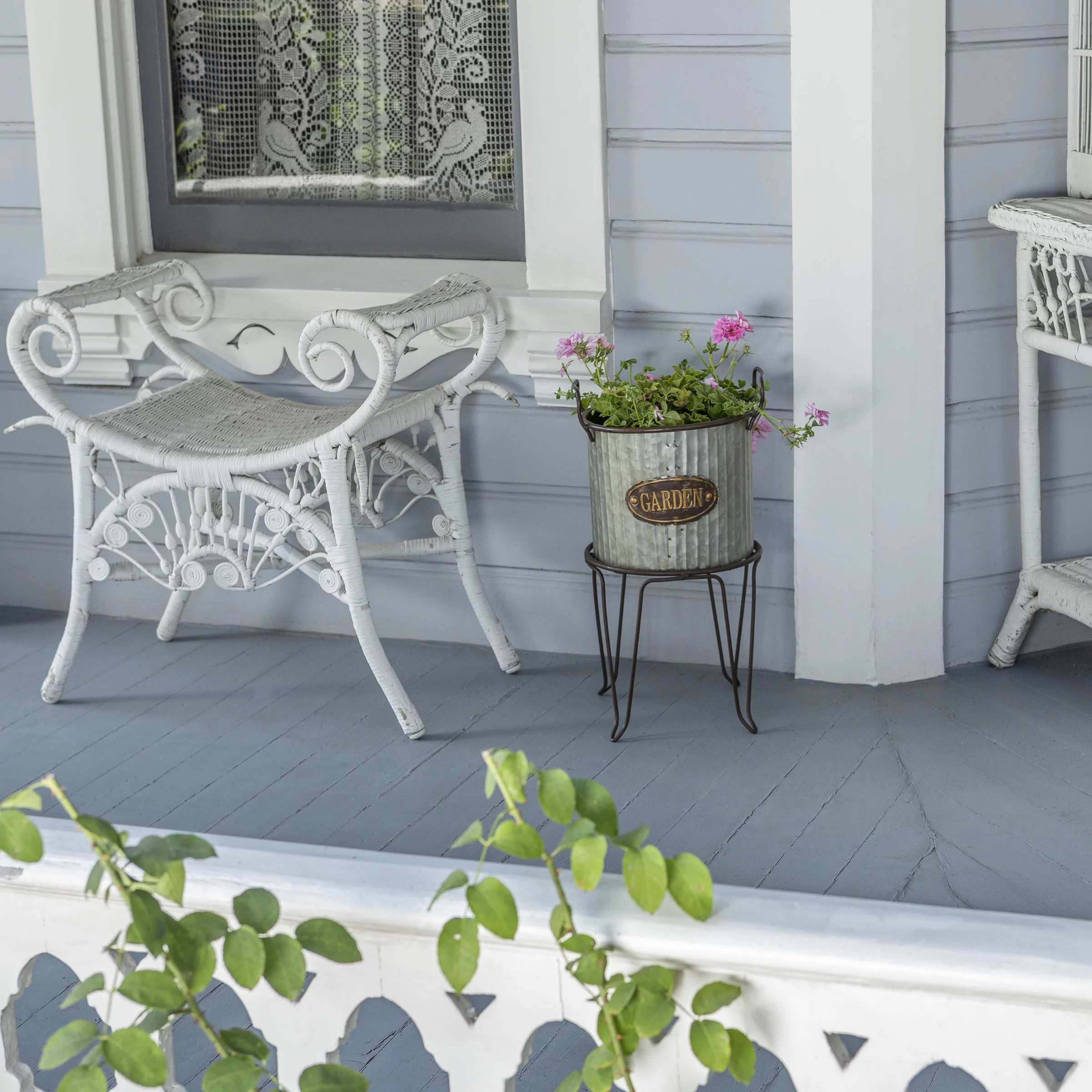 Alpine Corporation 60