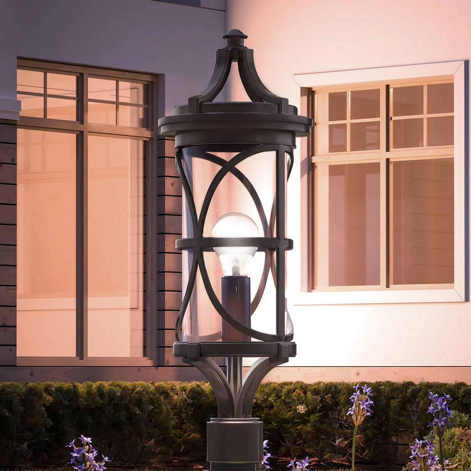 Luxury Rustic Outdoor Post Light, 26.5''H x 9''W, with Old World Style Elements, Tuscan Design, Olde Bronze Finish and Glass, UHP1180