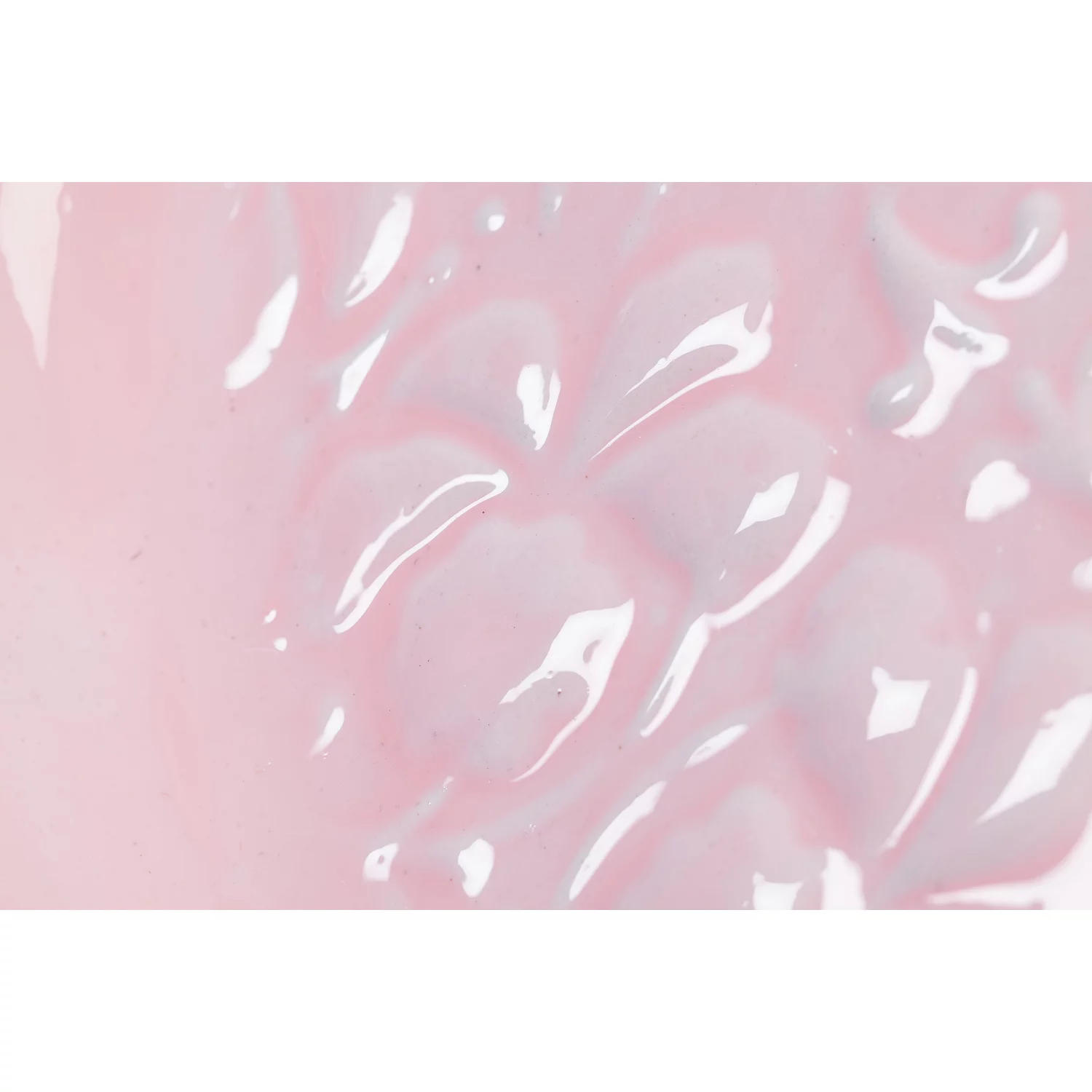 Evergreen Embossed Enamel Metal Table Top Bird Bath, Pink, 16'' x 16'' x 3.3'' inches