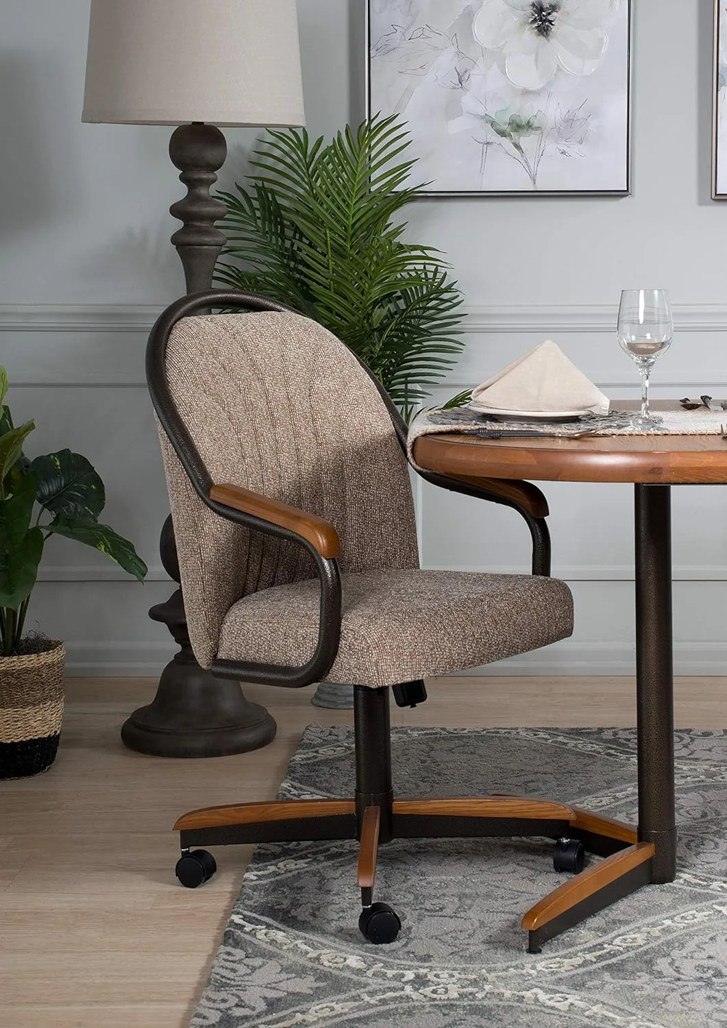 Casual Dining Cushion Swivel And Tilt Rolling Caster Chair