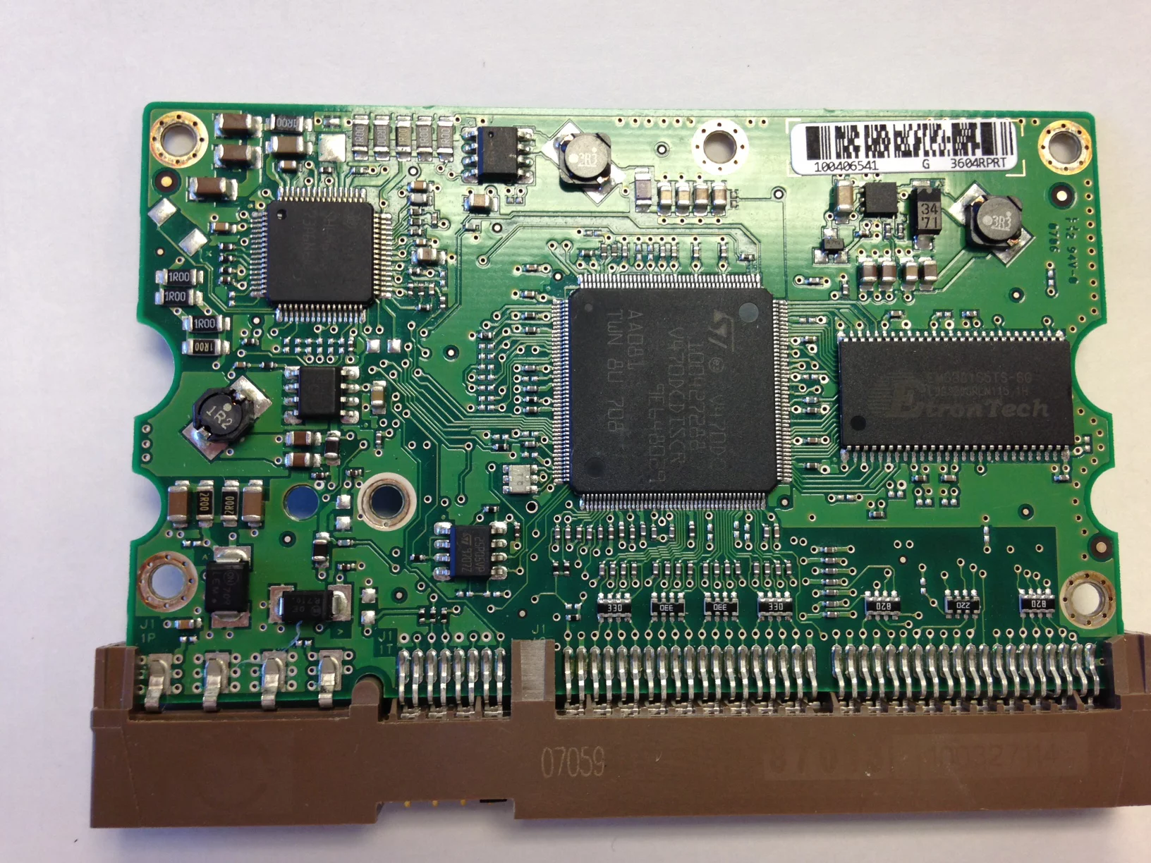 ST3320820A, 9BJ03G-305, 3.AAE, 100406541 G, Seagate IDE 3.5 PCB