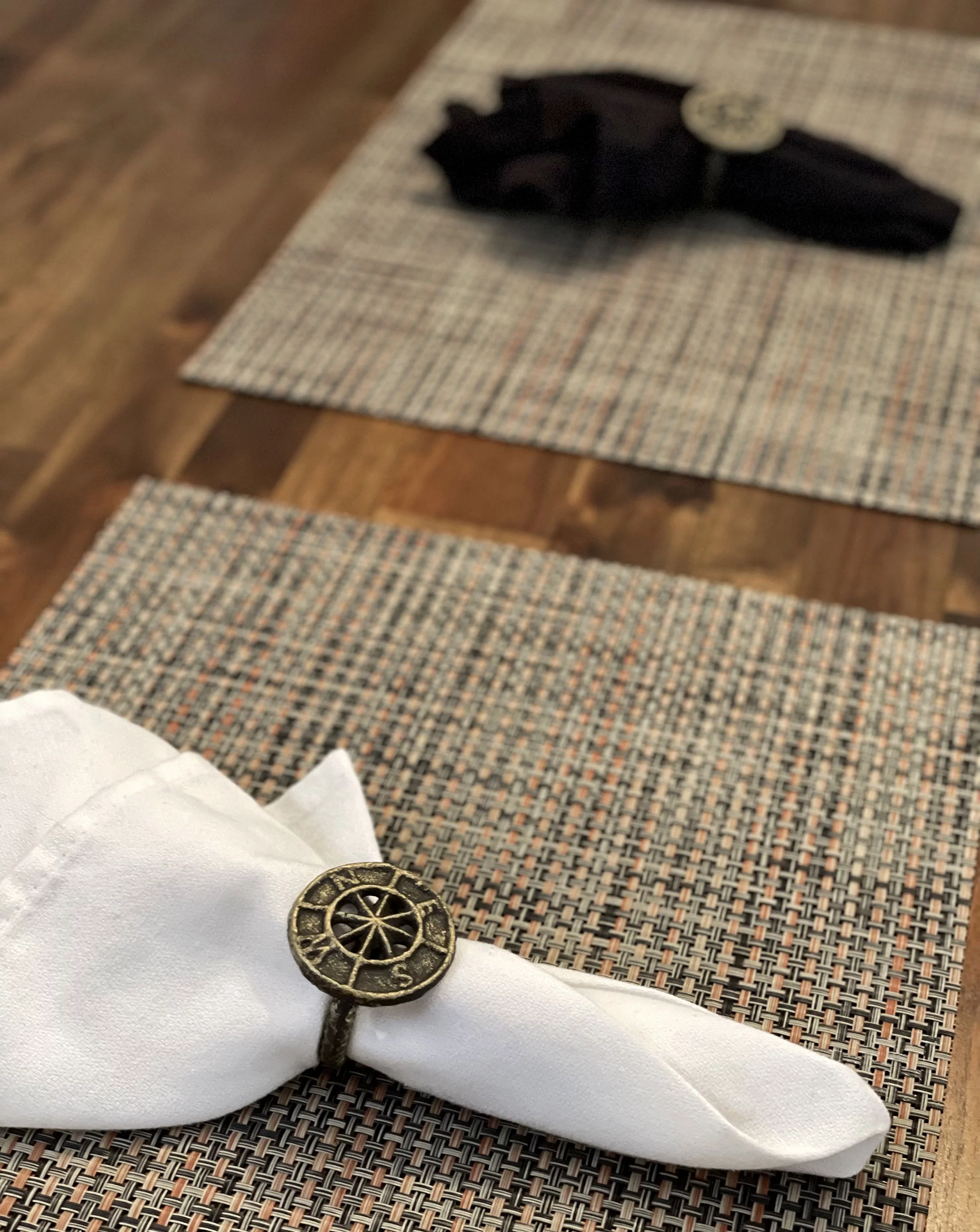 Zeckos Cast Iron Nautical Compass Rose Napkin Rings Set of 6