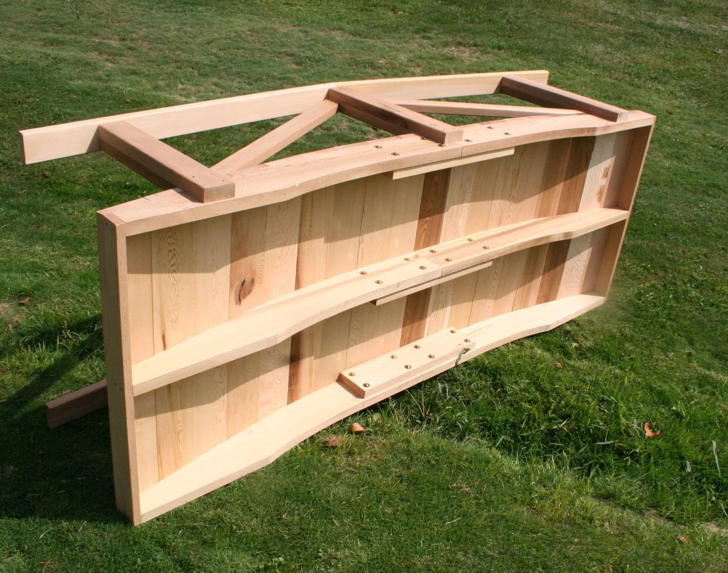 Creek Vine Designs WF1704CVD 4 ft. Cedar Pearl River Garden Bridge