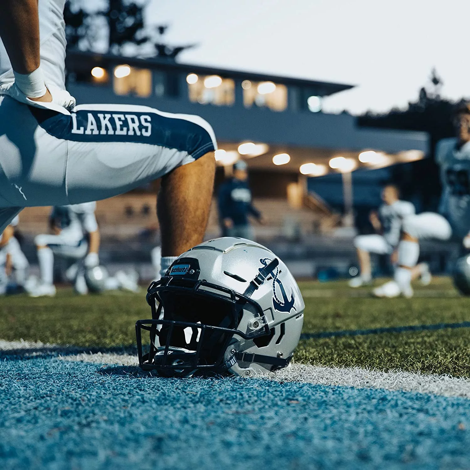 Schutt F7 VTD Adult Football Helmet - Collegiate Package (L, White)