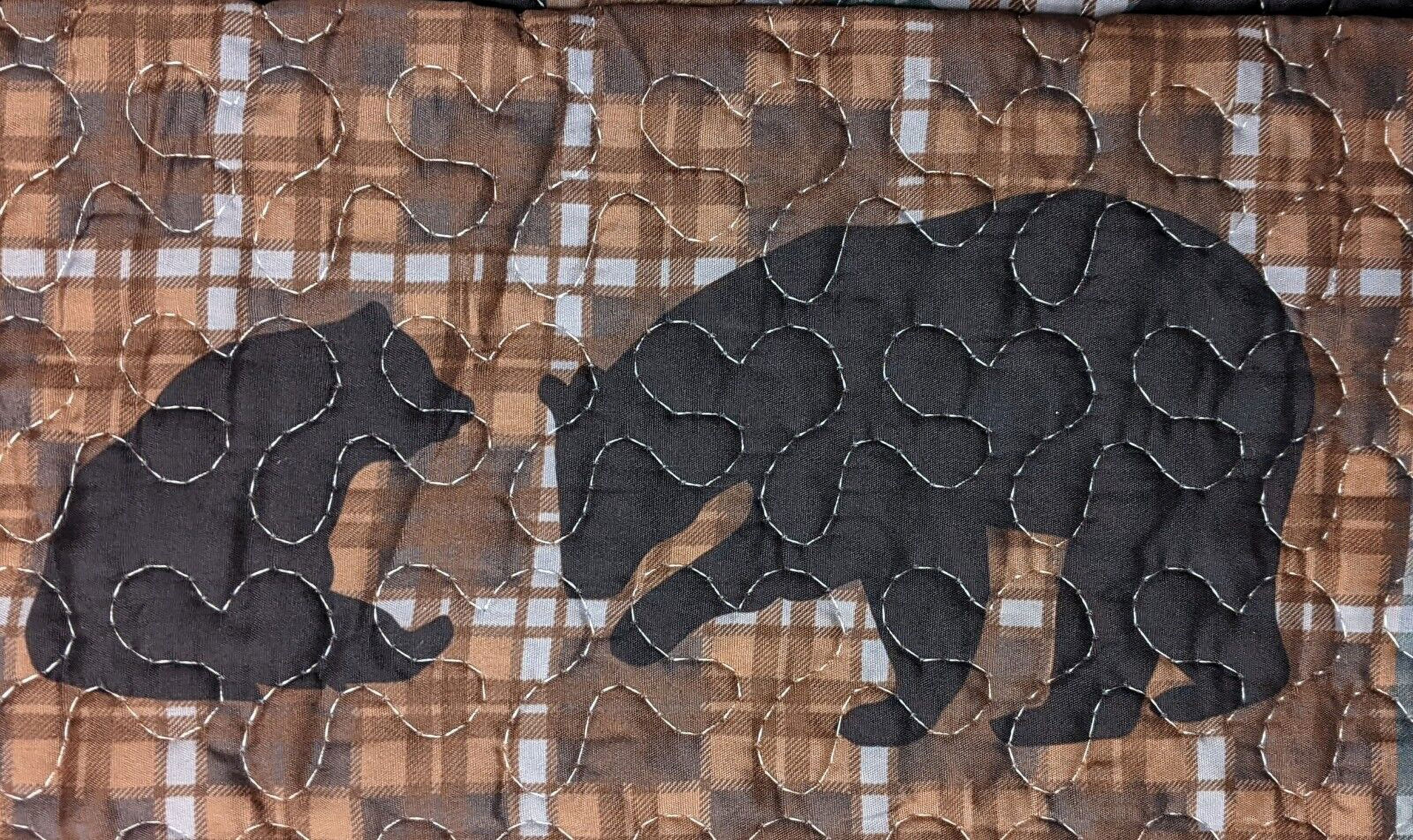 GRAND BEAR LODGE Wilderness Cabin Quilted Throw Blanket, 50