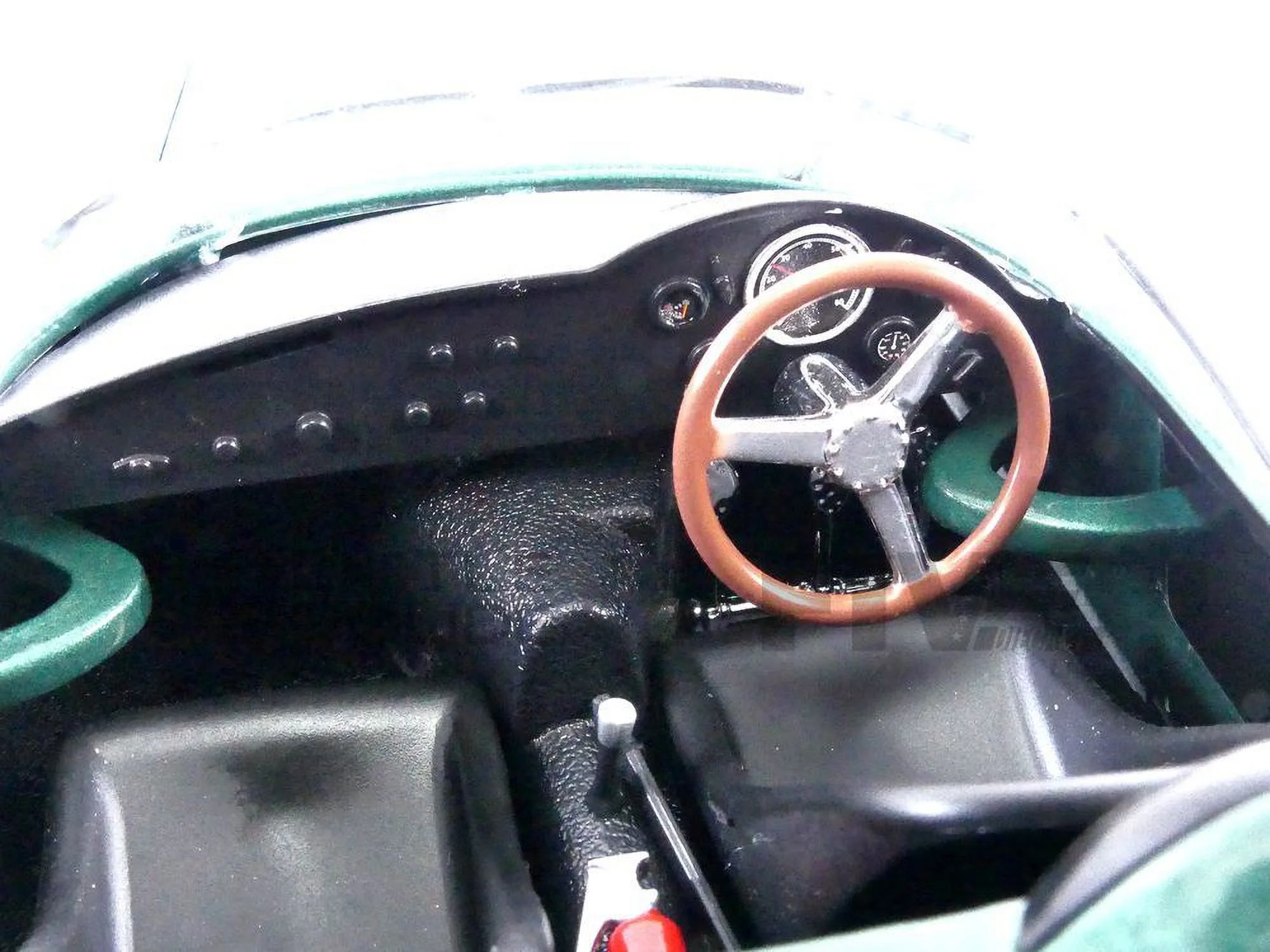 CMR 1/18 - ASTON MARTIN DBR 1 - Winner Le Mans 1959