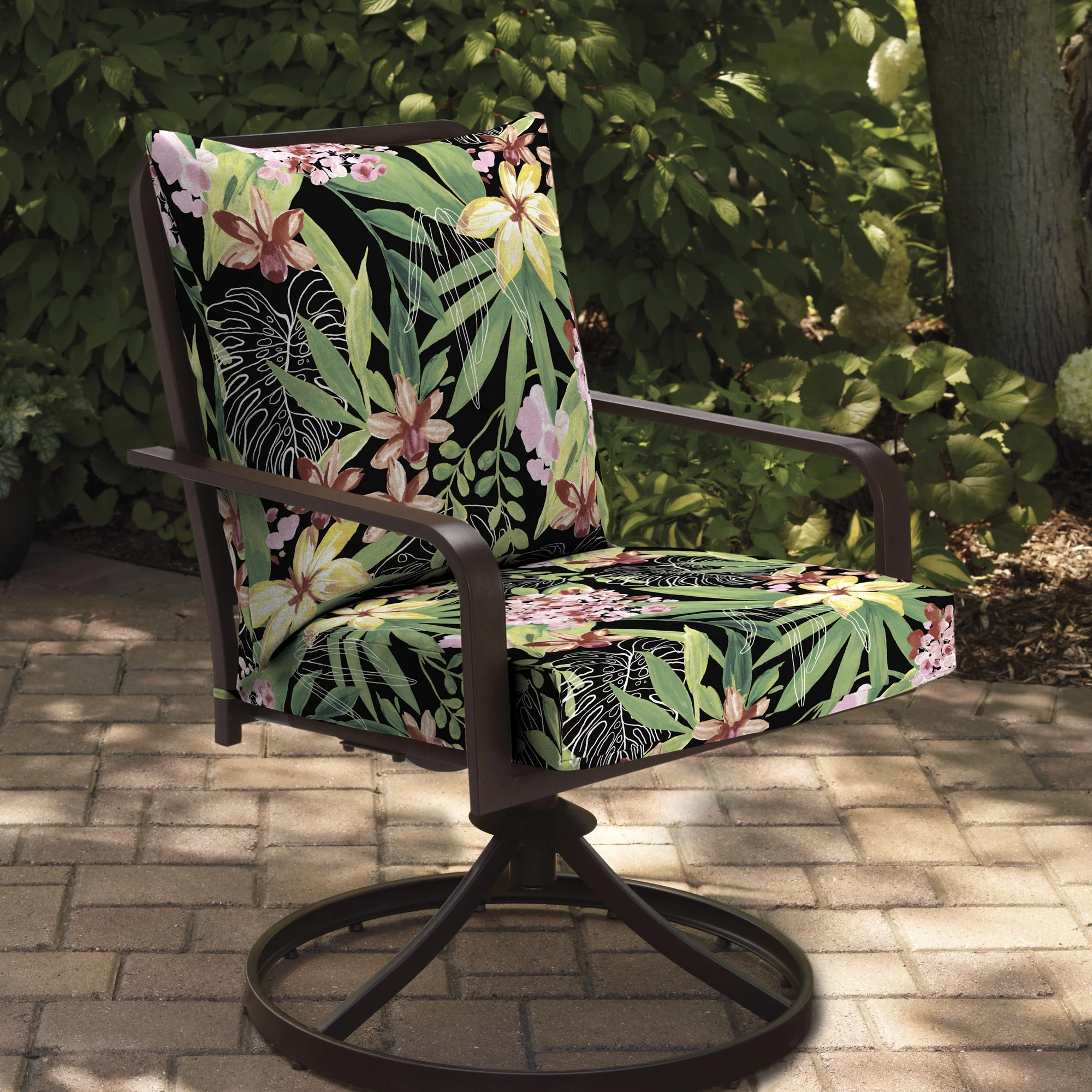 Better Homes & Gardens Black Tropical 21 x 21 in. Outdoor Dining Pillow Back with EnviroGuard