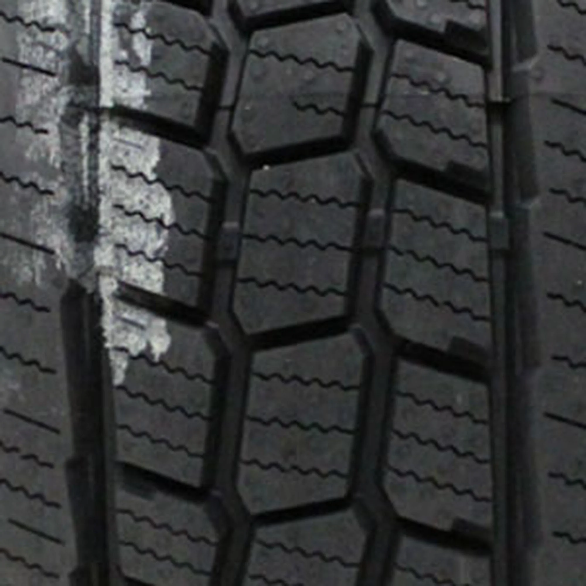 Mastercraft Courser HXT All Season LT265/75R16 123/120R E Light Truck Tire