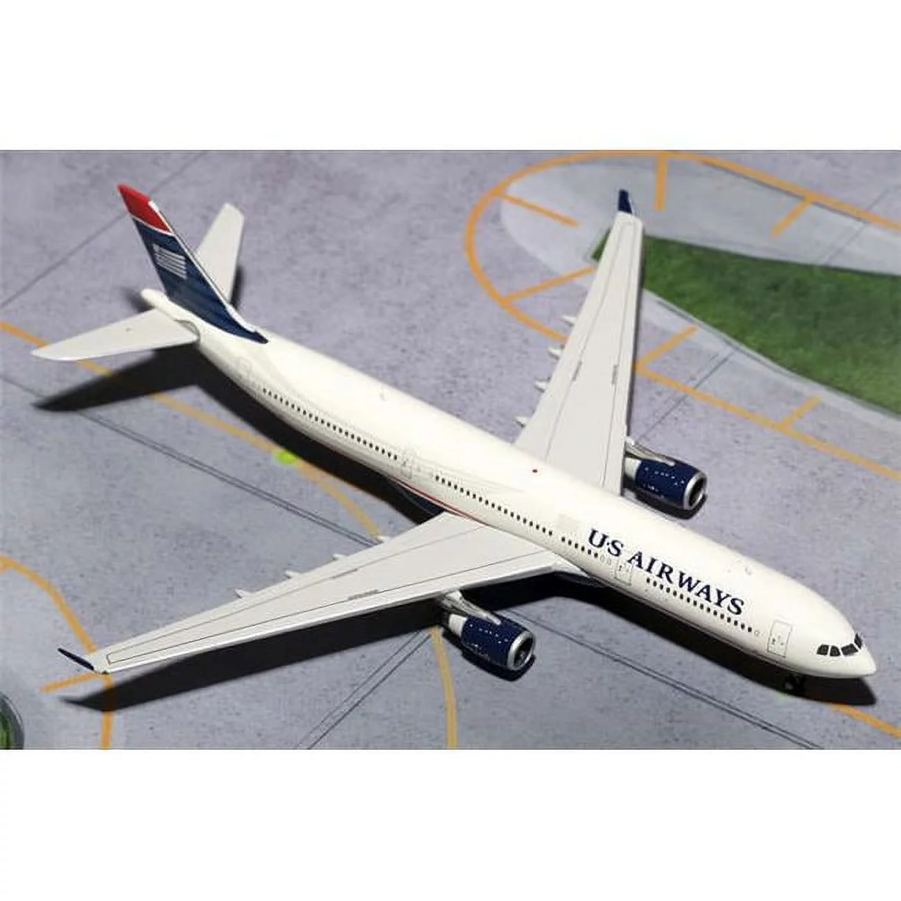 Gemini Jets 1-400 GJ1142 1-400 Usairways A330-300 REG No. N274AY