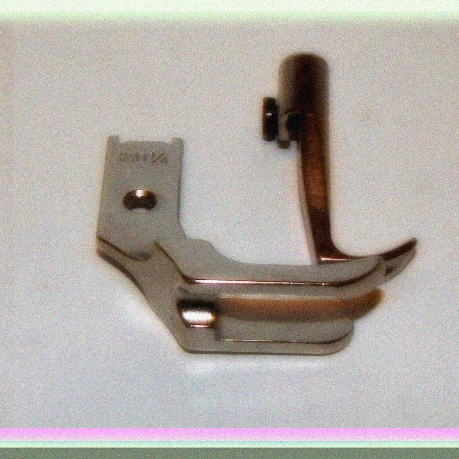 Consew 206RB Welting & Piping Foot - S32 1/2