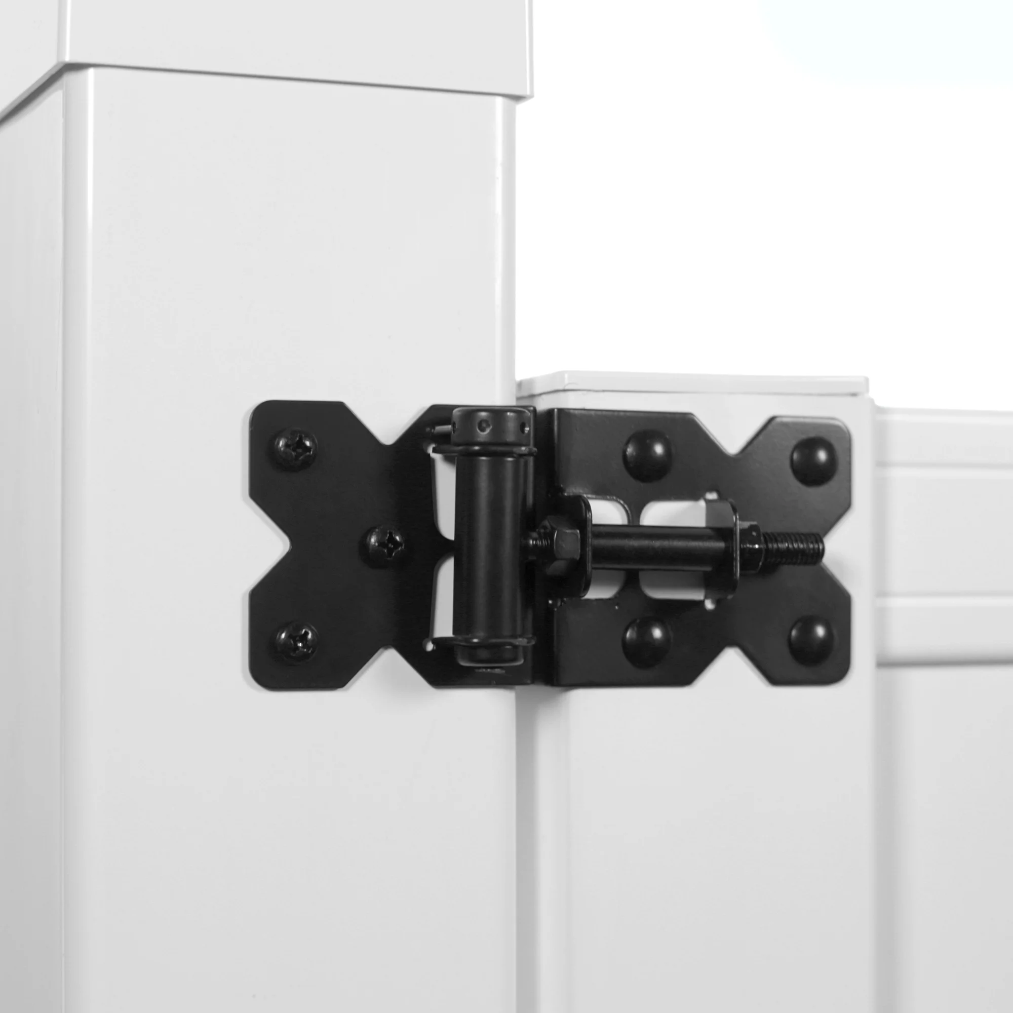 Outdoor Essentials Glendale 4 ft. x 42 in. White Vinyl Pointed Picket Fence Gate