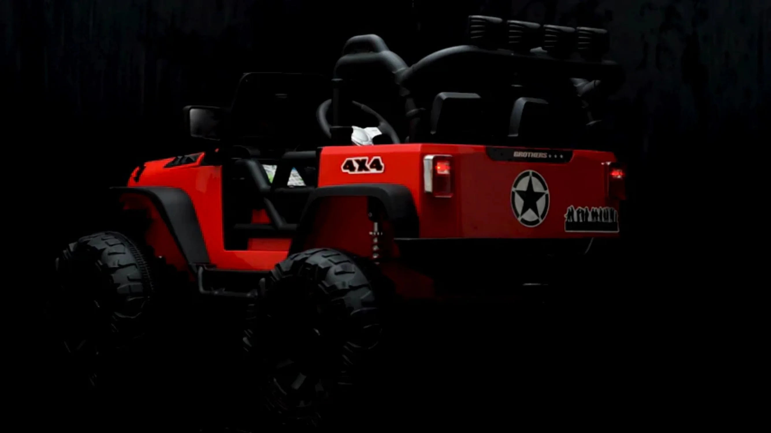 2-Seater 24V Ride-On Truck for Kids with Remote Control - Perfect Xmas Gift ??
