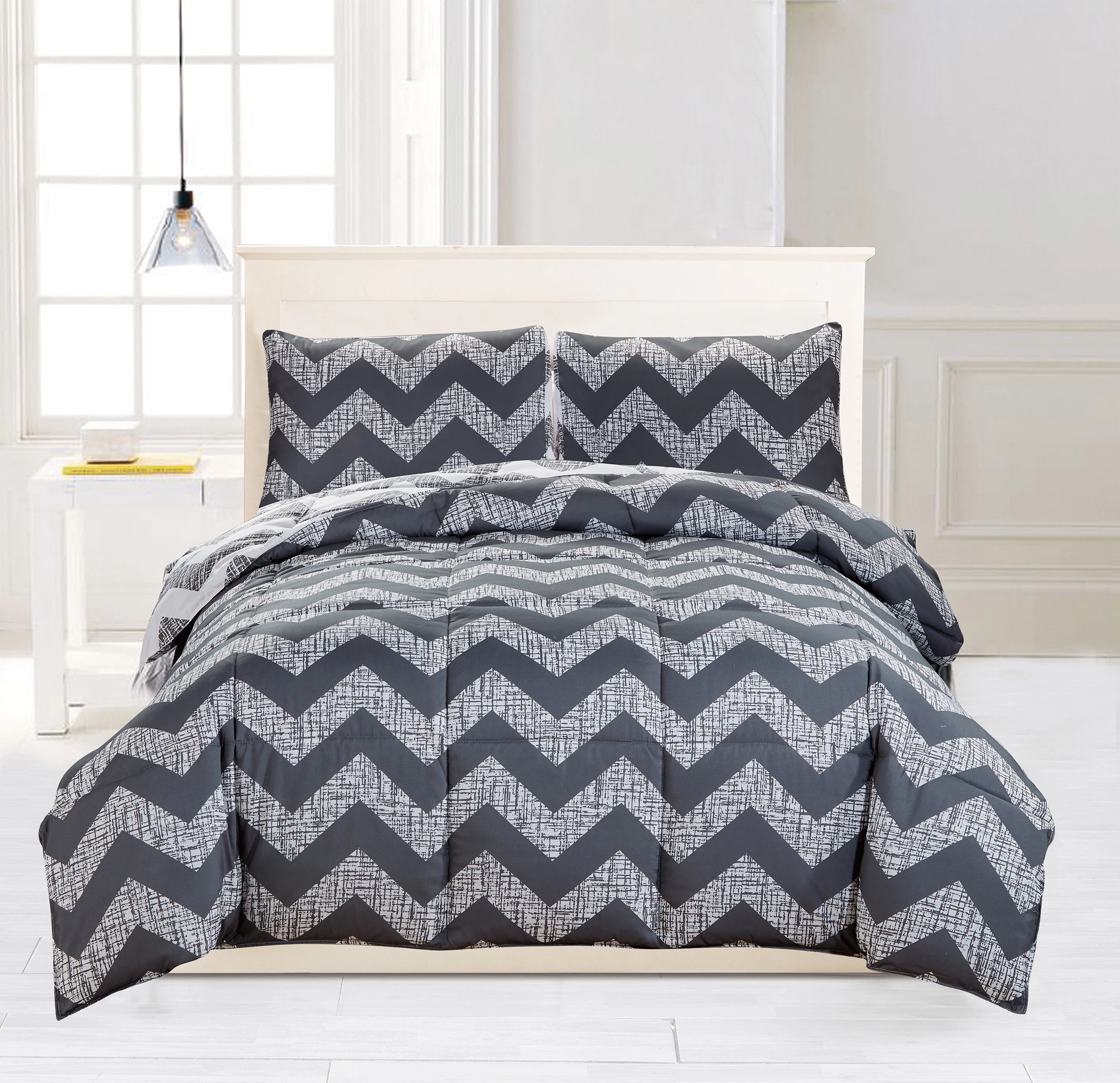 Wyatt Chevron Reversible 3 Piece Down Alternative Comforter Set