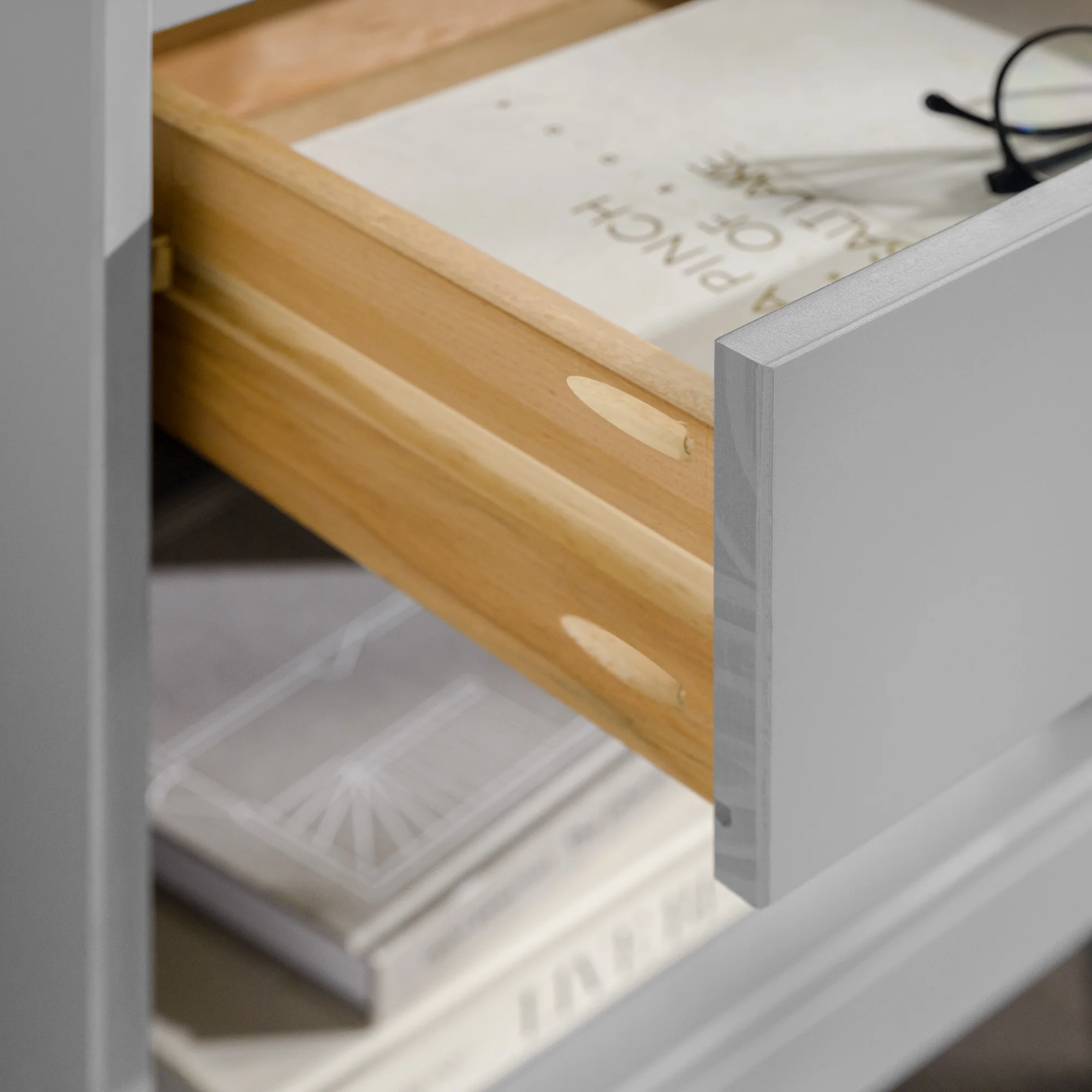 Walker Edison 25” Transitional 1-Drawer Solid Wood Nightstand, Grey