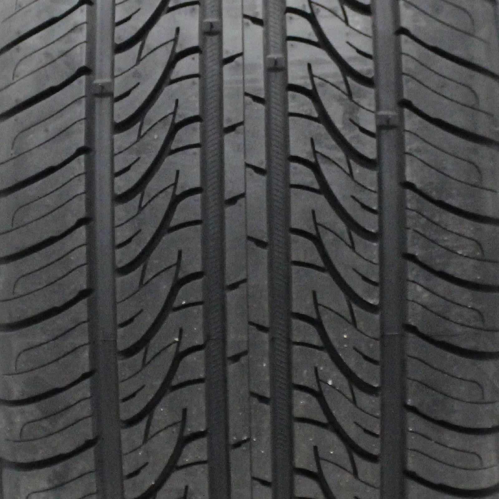 Vercelli Strada II All Season 235/40R17 94W XL Passenger Tire