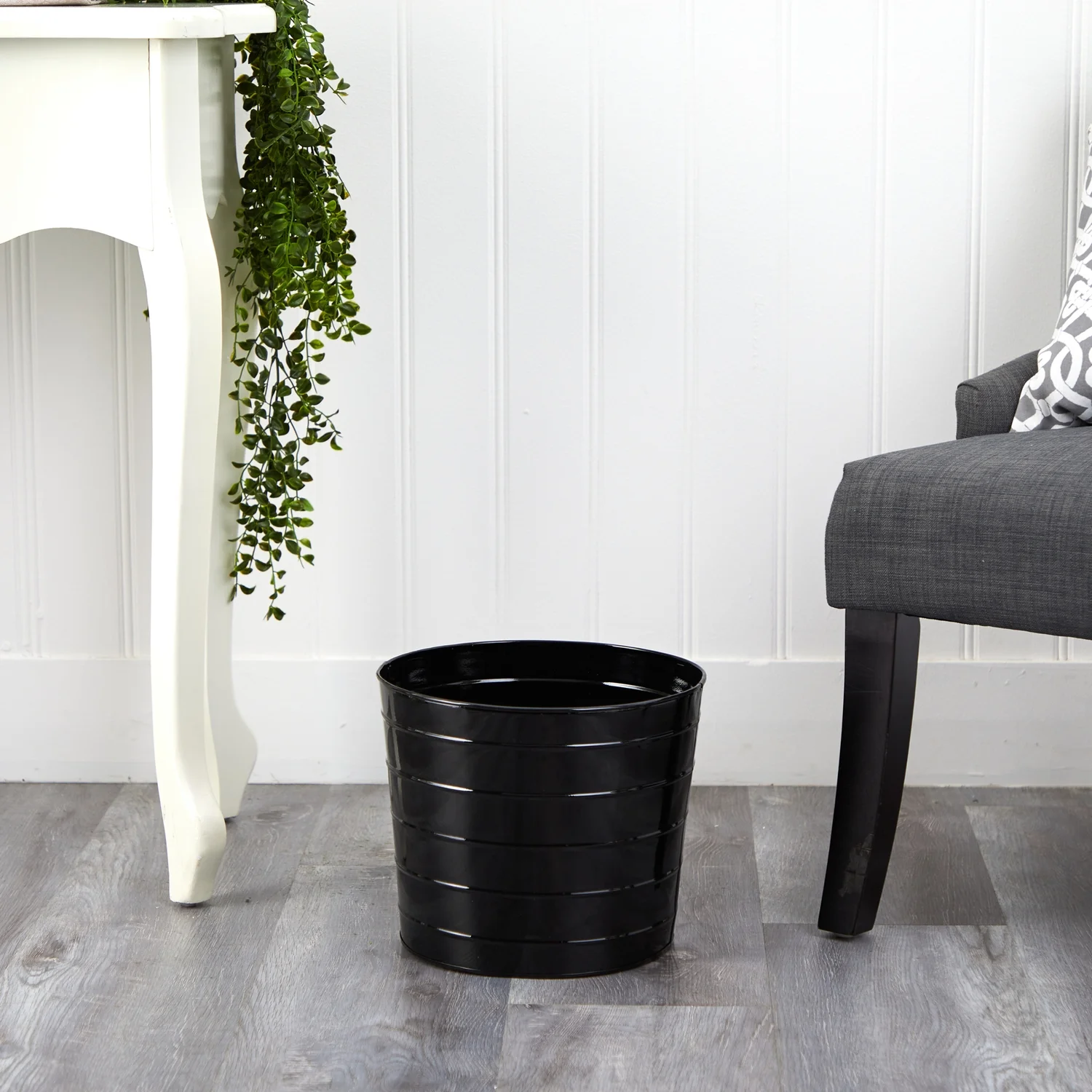 HomeStock 12In. Boho Beauty Black Metal Ribbed Planter