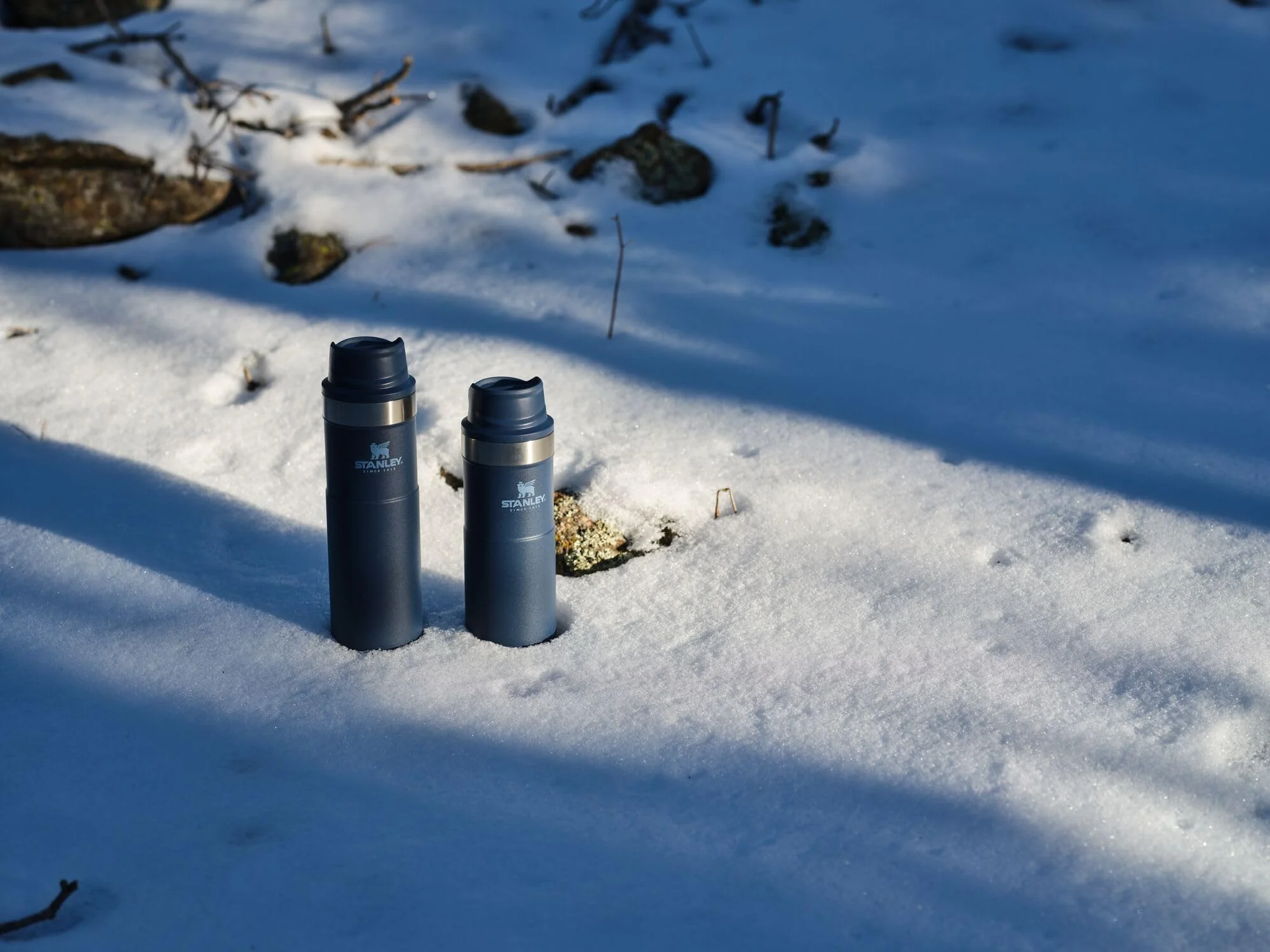 Stanley Classic Trigger Action Travel Mug  Leak Proof + Packable Hot & Cold Thermos  Double Wall Vacuum Insulated Tumbler for Coffee, Tea & Drinks  BPA Free Stainless-Steel Travel Cup, 16 Oz, Navy