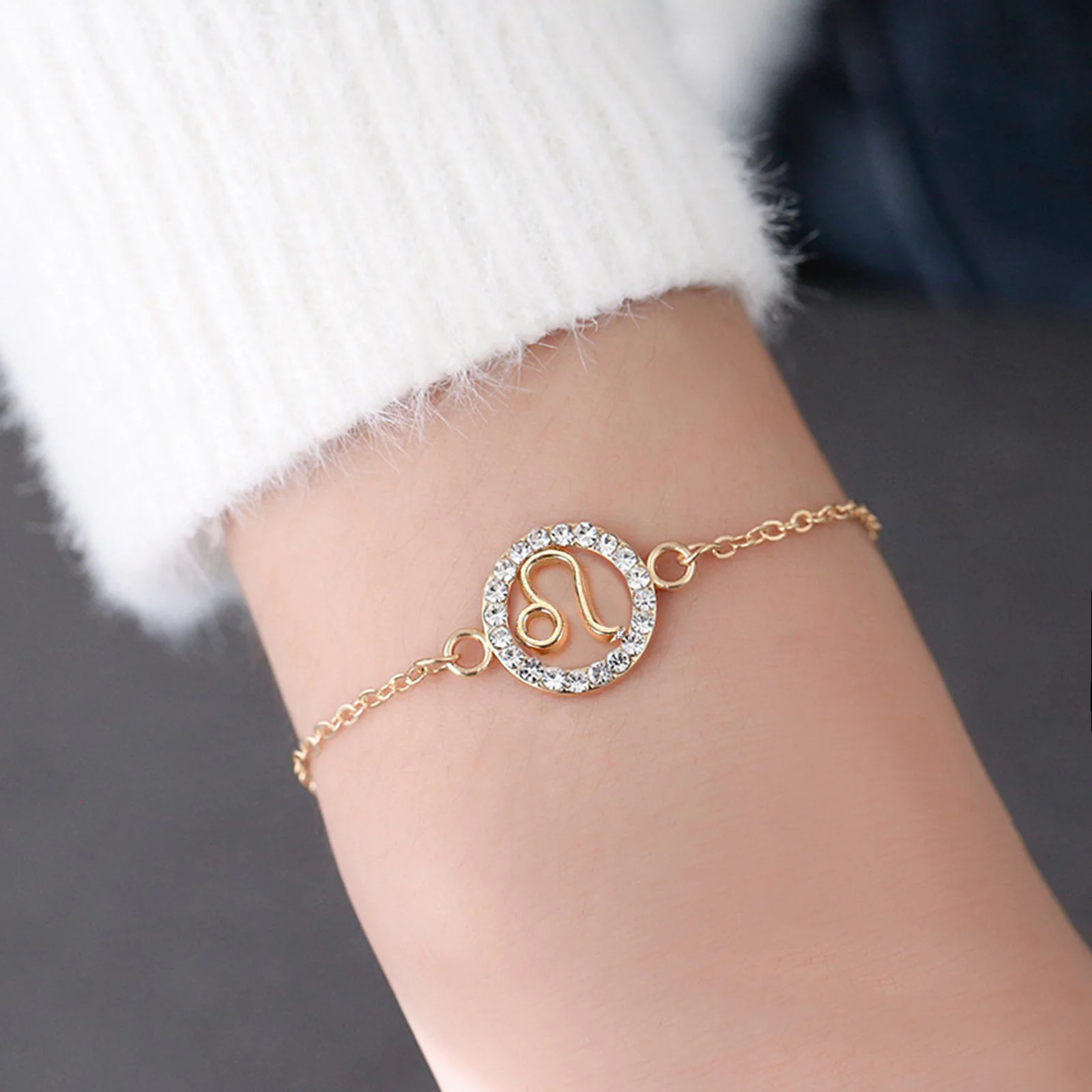 iju7gthy Brooches and Pins for Women Large 4Th of July Party Twelve Bracelet Round Hollow Rhinestone Bracelet Round Charm Bracelet Woven Bracelet for Women