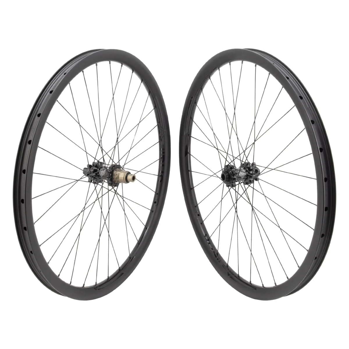 Wheel Master 27.5in Carbon Mountain Disc Double Wall 27.5in SET OR8 Bolt Carbon MTB AM 6B