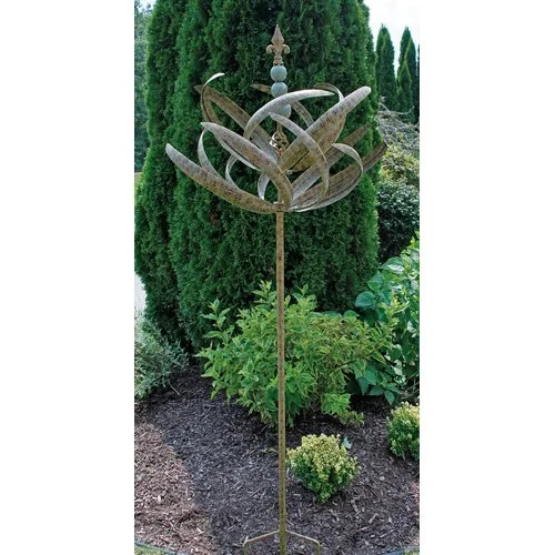 Marshall Home Red Spring Reeds Spinner