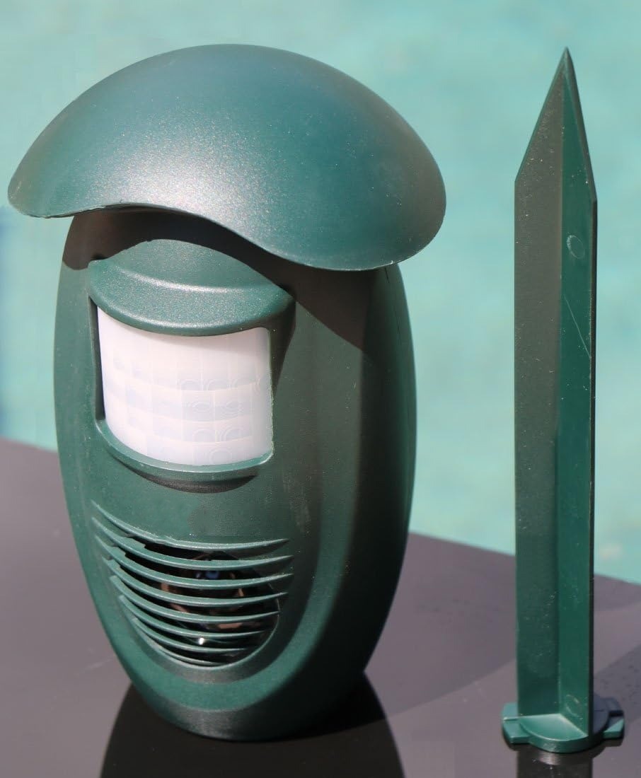 TSAR550 Super Advanced Ultrasonic Animal Repeller w/Triple Scan Technology