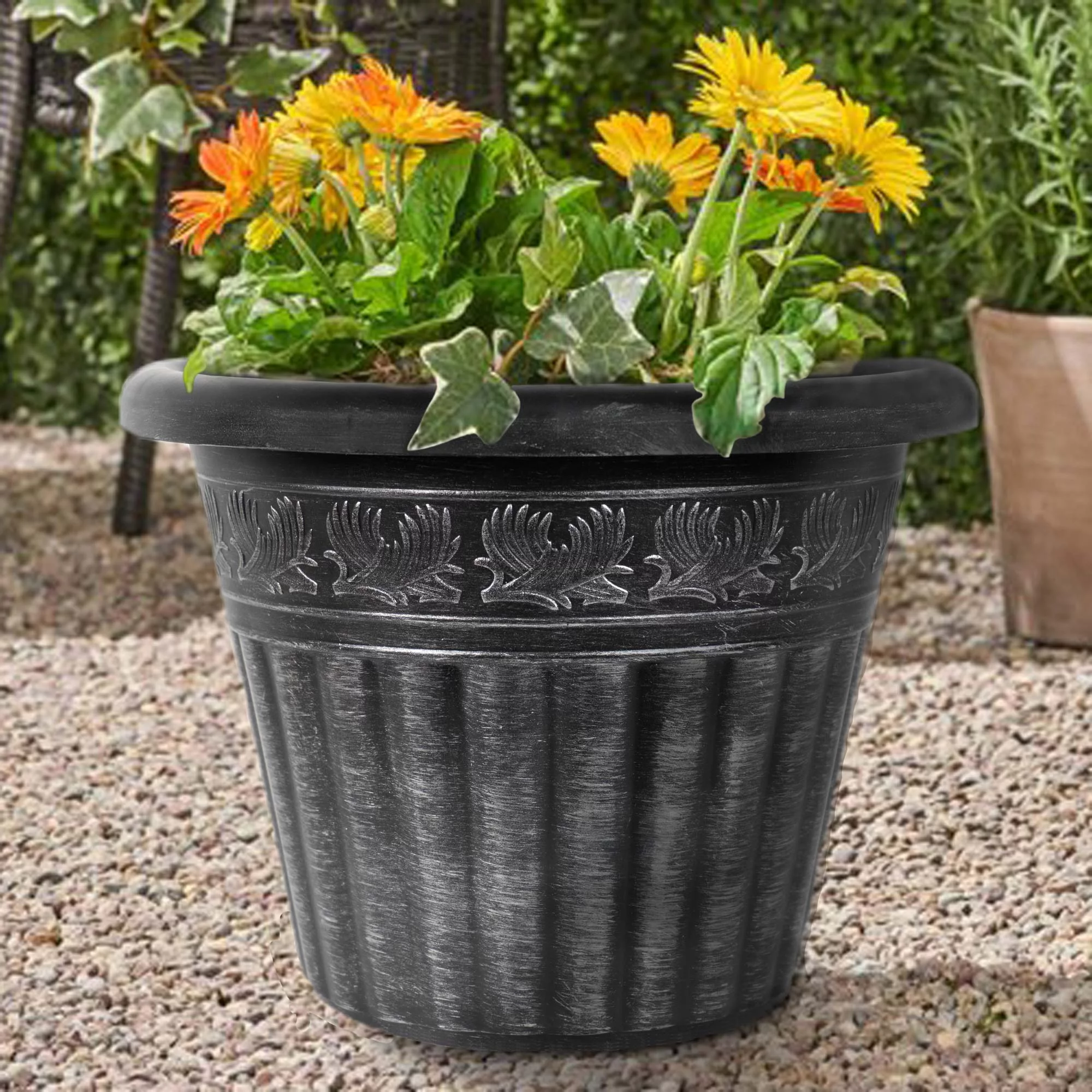 Garden Elements Indoor/Outdoor Outdoor Dragon Banded Plastic Planter, Silver, 13