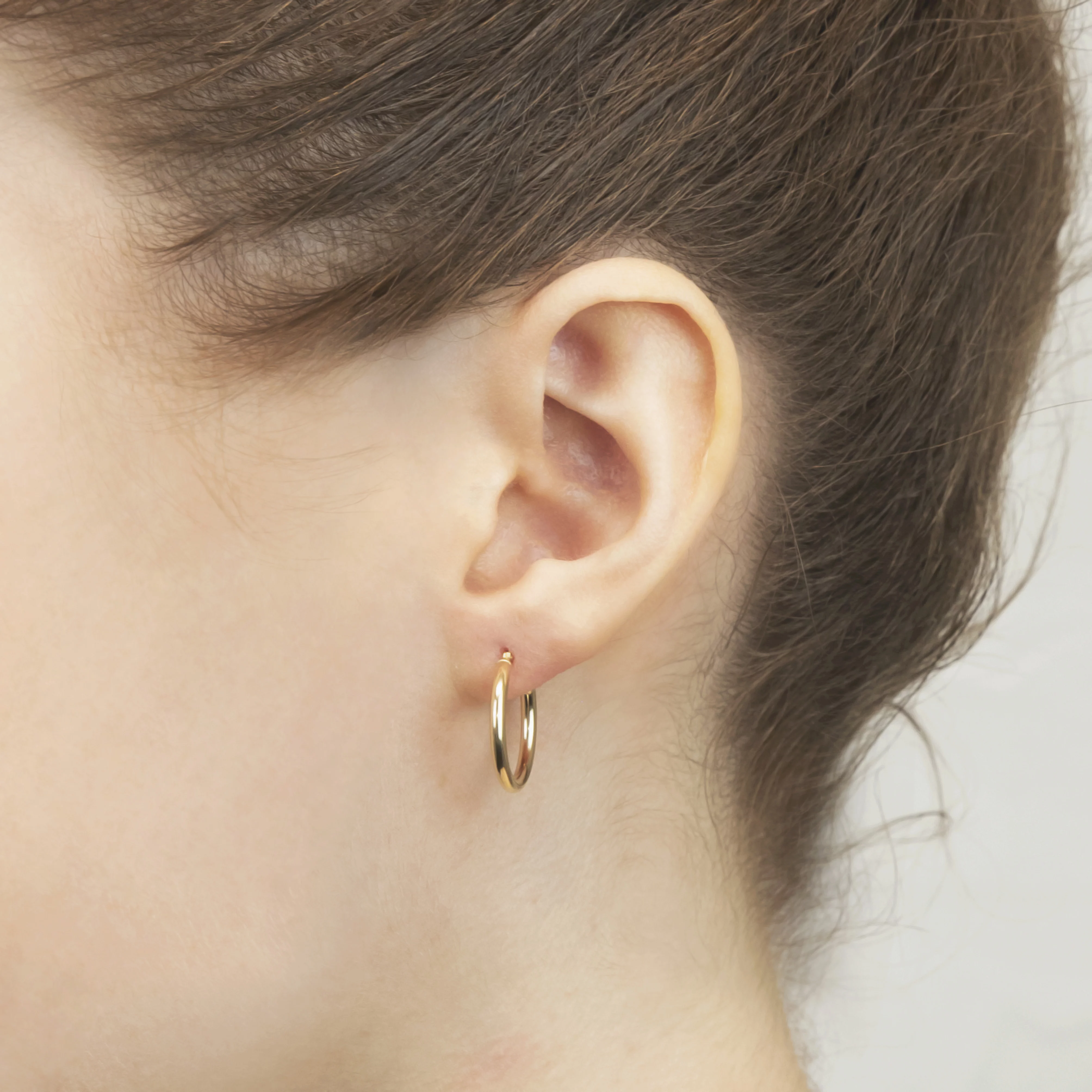 14K Yellow Gold Hinged 2mm Hoop Earrings, 18mm Diameter Polished Finish