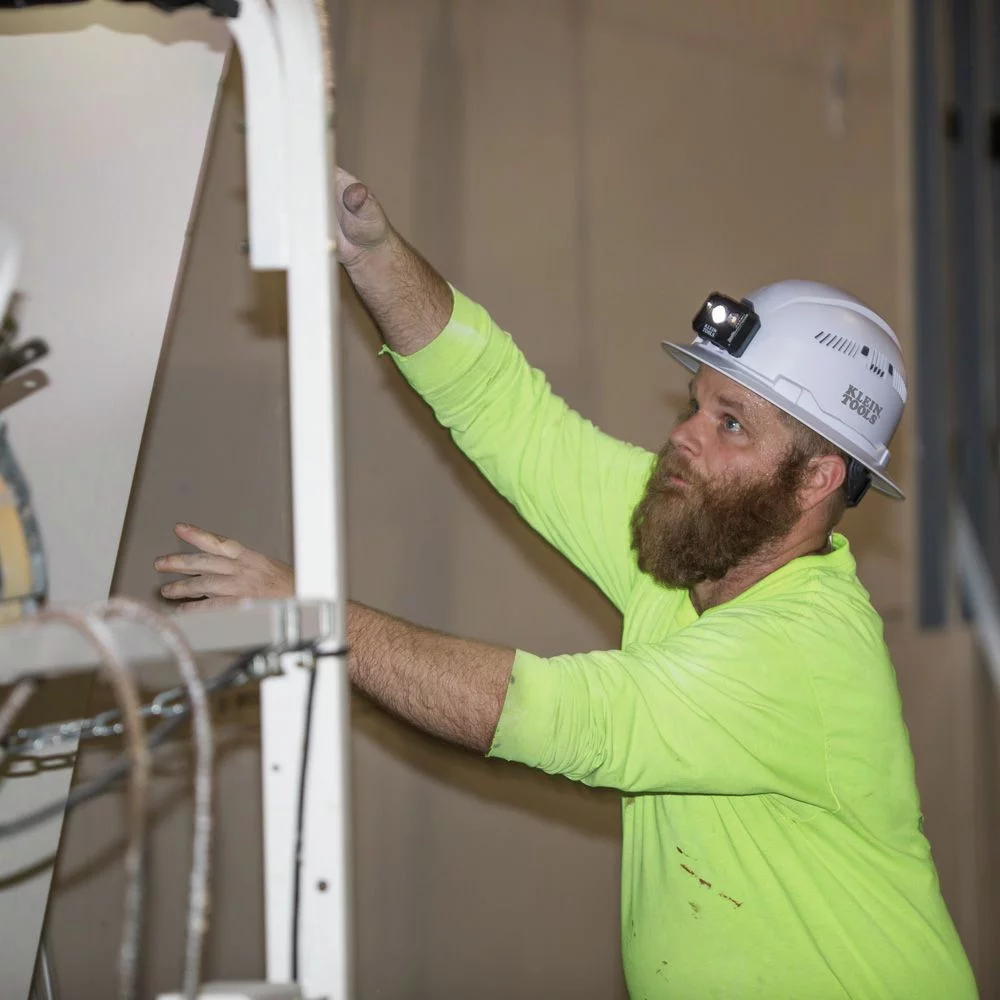 Klein Tools Hard Hat Vented Full Brim Style