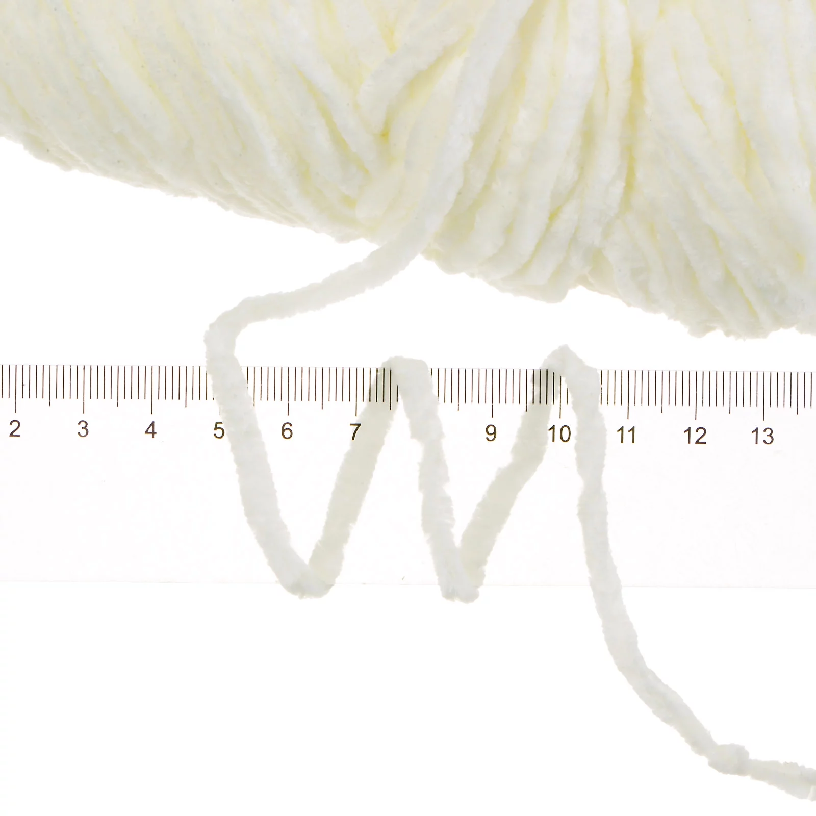 Uxcell 3 Skeins Chenille Yarn Soft Blanket Yarn 3x100gr/3.5oz (3x131yds) Polyester Velvet Knitting Cream