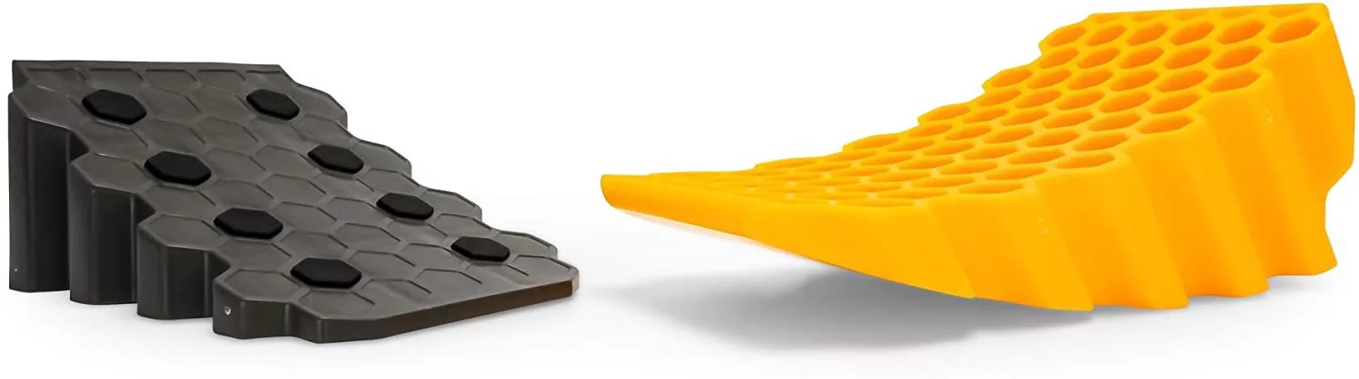 Camco Curved Leveler 1 pk