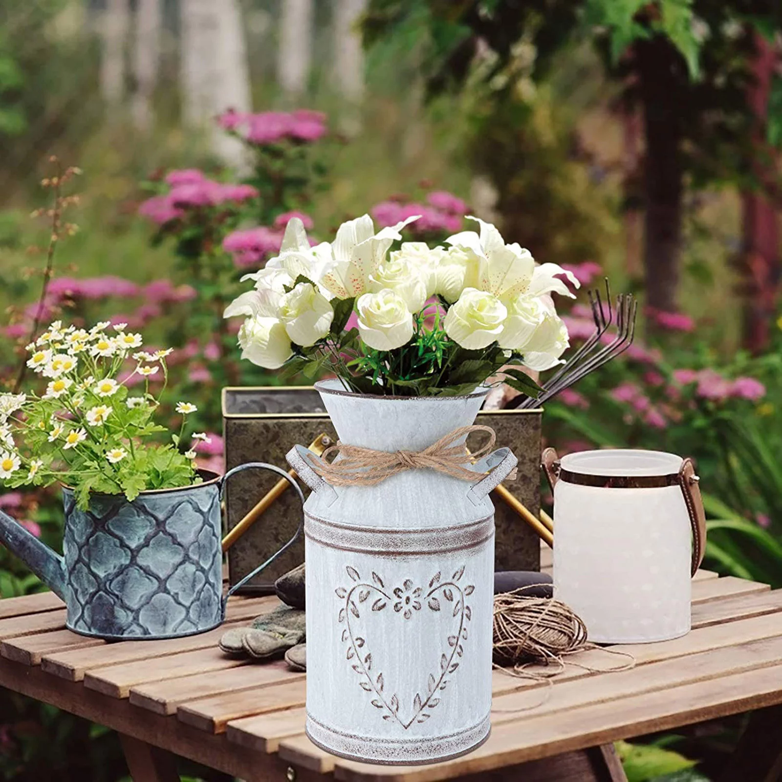 qolami 2Pcs Heart Shaped Flower Pot, Galvanized Sheet Big Mouth Flower Bucket Plant Vase Holder Flower Arrangement Decoration with Handles Hemp Rope