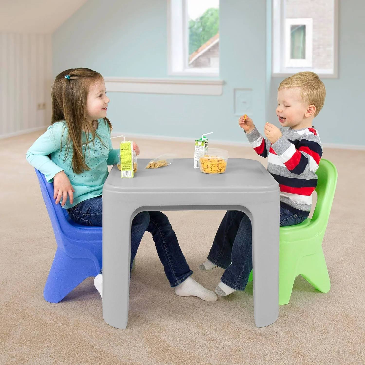 216080 Play Around Table and Chairs, Multi