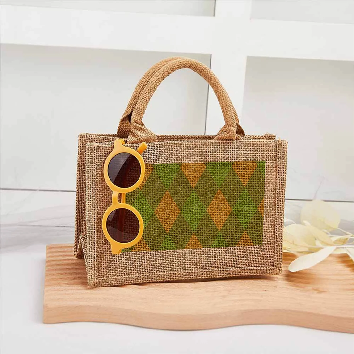 Highcool Jute Tote Bags Argyle Pattern Seamless Small Burlap Gift Bags with Handles Wedding Welcome Gift Bags Bridesmaid Gifts Party Gift Reusable Swag bags 1PC