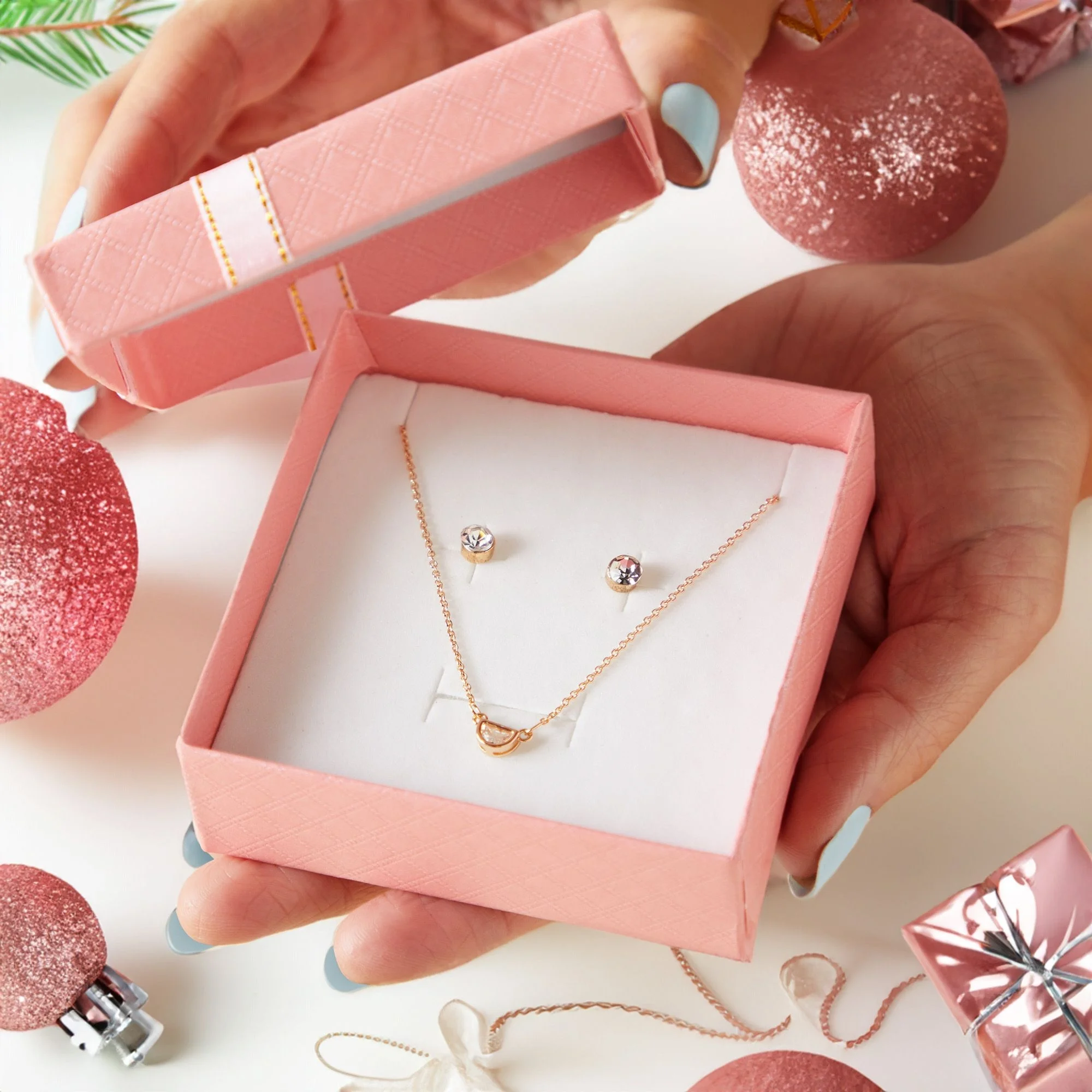 12 Pack Cardboard Jewelry Gift Boxes with Lids & Bows for Ring Necklace Bracelet Earrings Display, 4 Colors, 3.5 x 1 in