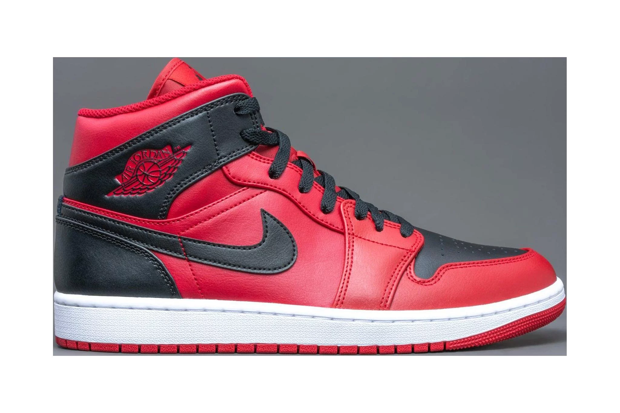 (Men's) Air Jordan 1 Mid 'Reverse Bred' (2022) 554724-660