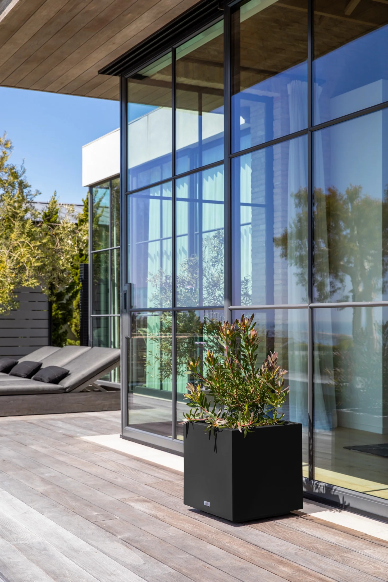 Veradek Block Series Cube Small 18