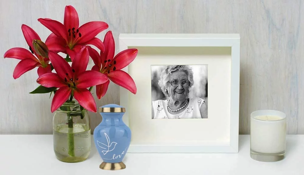 Trupoint Memorials Modern Love Light Blue Small Keepsake Urns for Human Ashes - Qnty 1 - A Resting Place for Your Loved One - with case and Velvet Bag