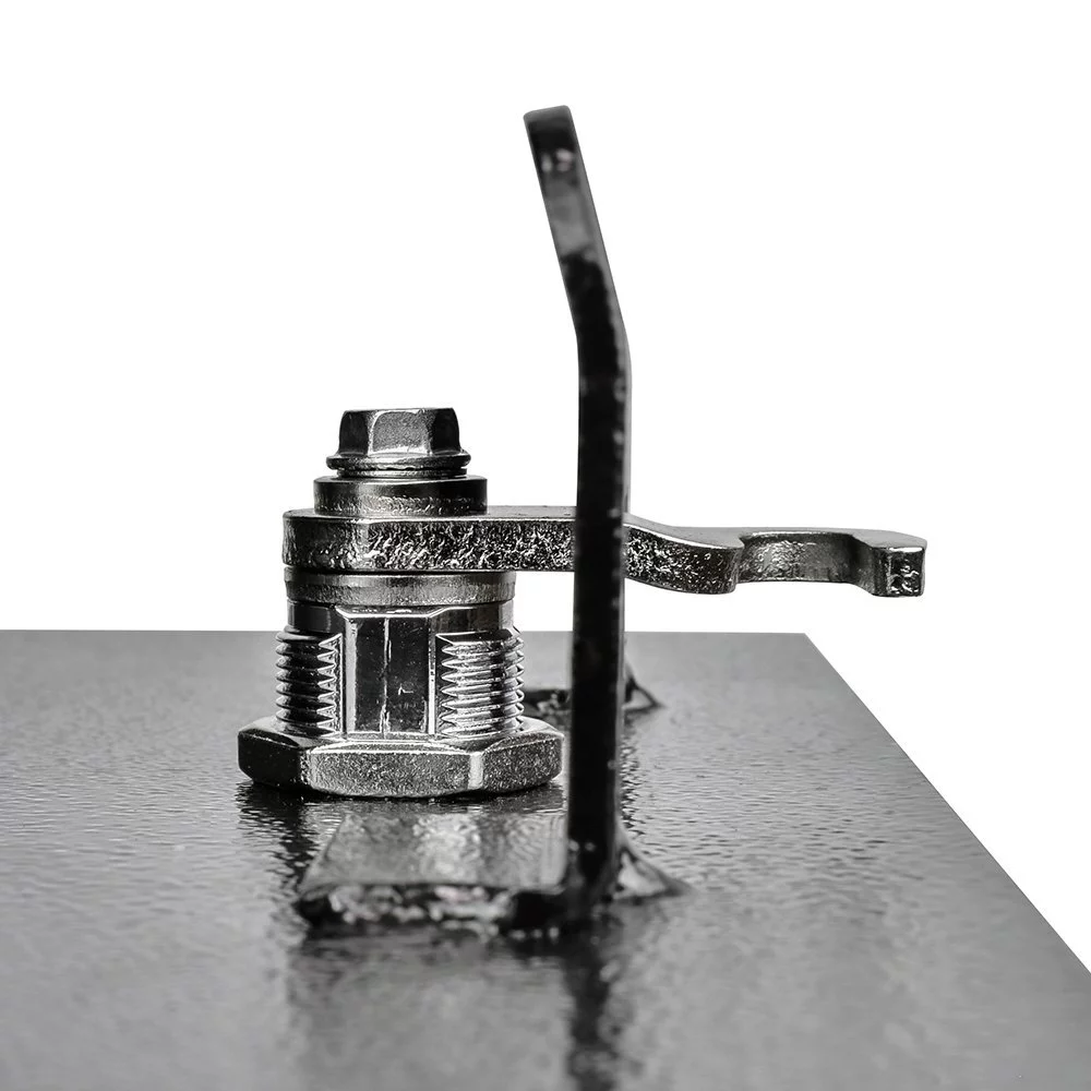 Mail Boss 7106 Curbside Security Locking Mailbox, Black