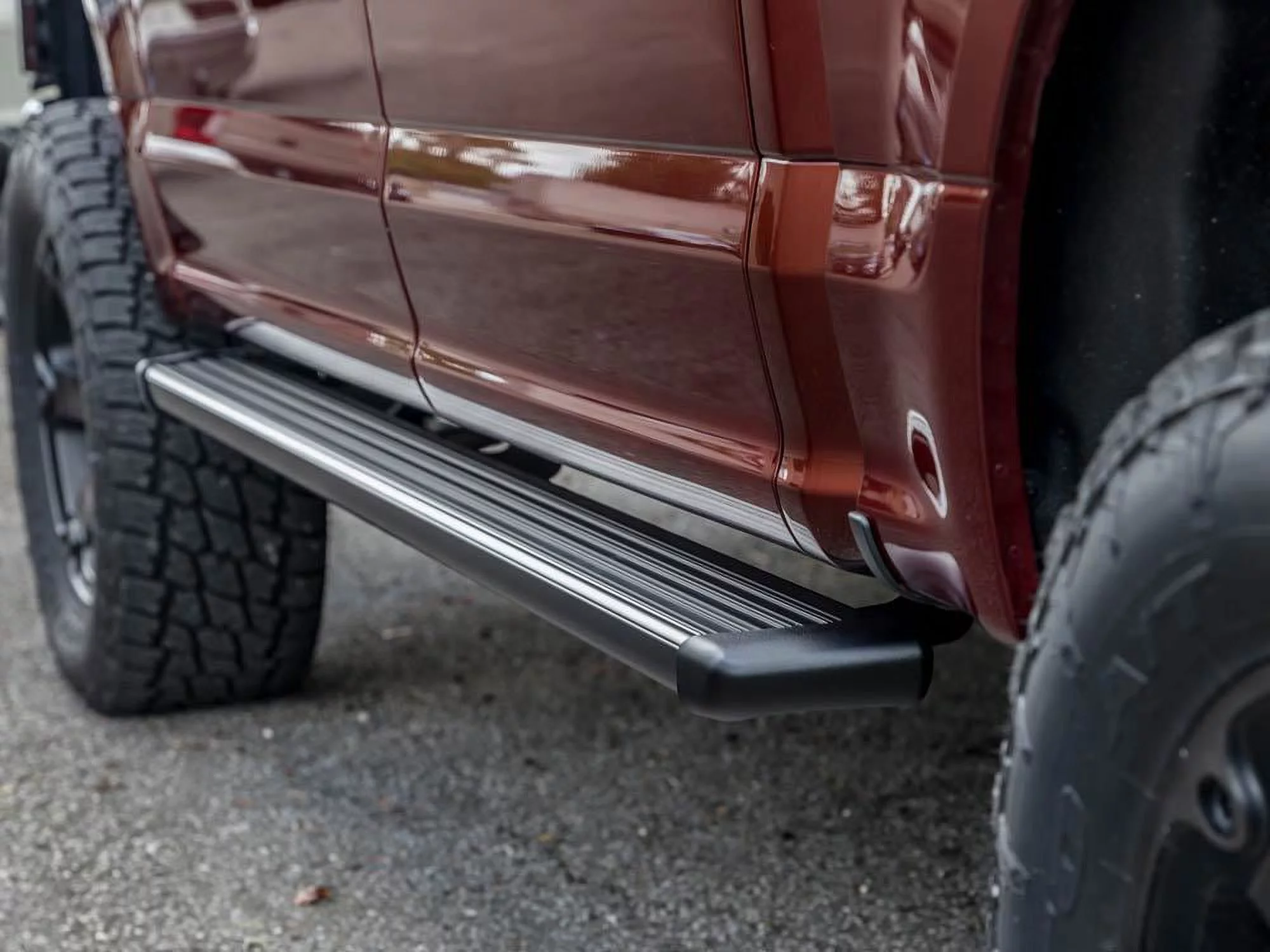 Ionic by RealTruck 61 Series Black Running Boards Compatible with 2015-2017 Chevrolet Tahoe GMC Yukon