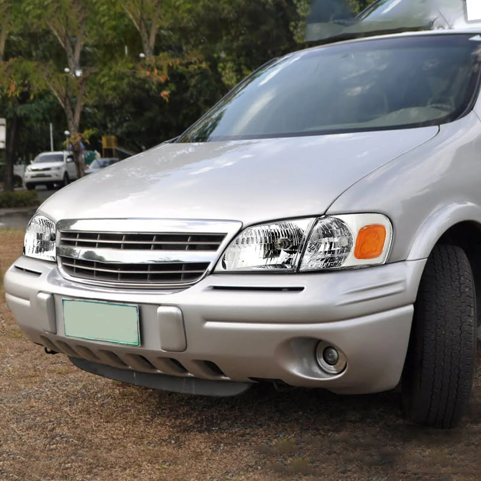 Spec-D Tuning  1997 - 2003 CV Venture Headlights with Reflector - Chrome