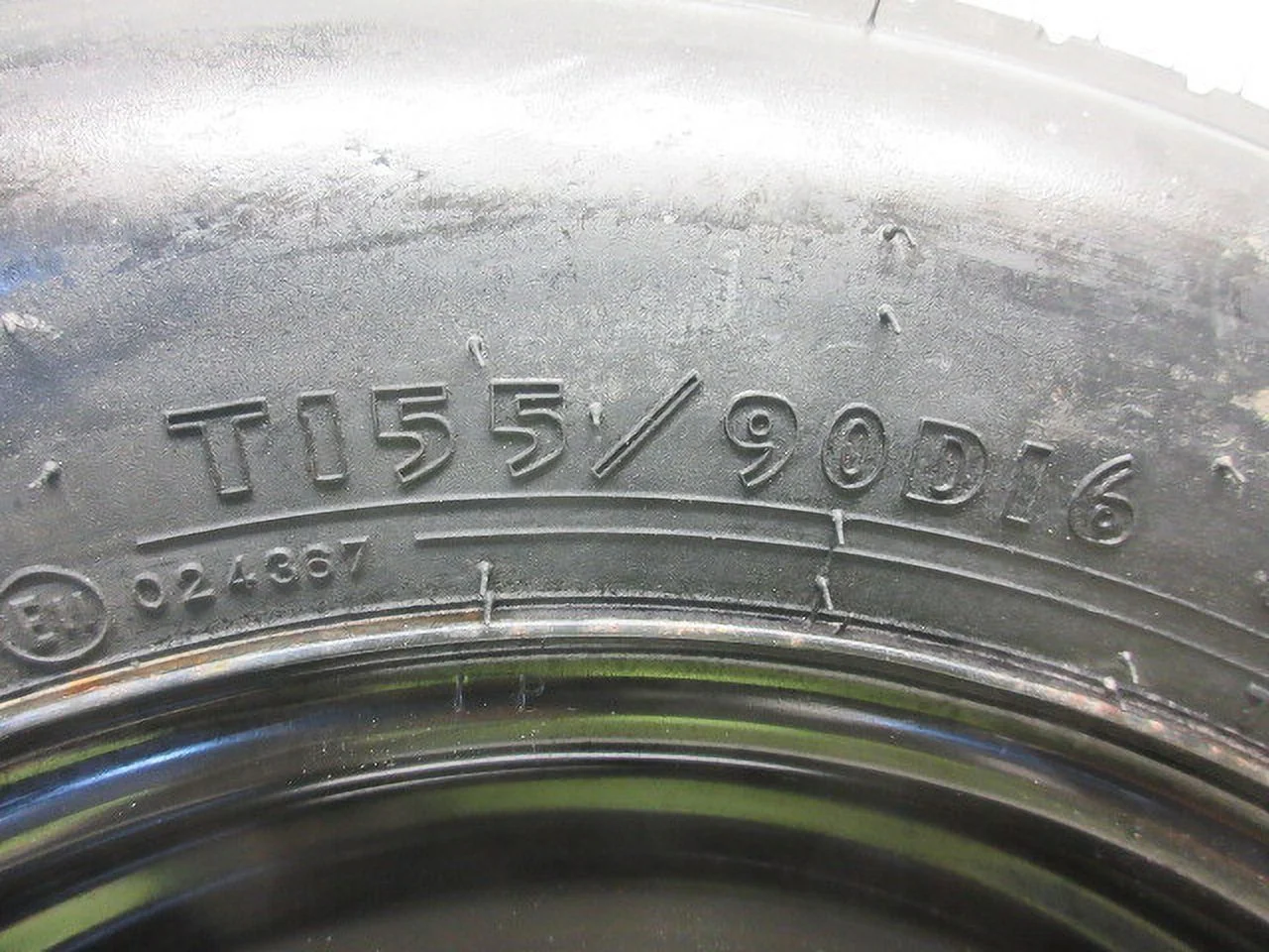 Pre-Owned 2008-2010 Nissan Rogue 16 Inch Compact Spare Wheel & Tire 7/32 OEM LKQ (Good)