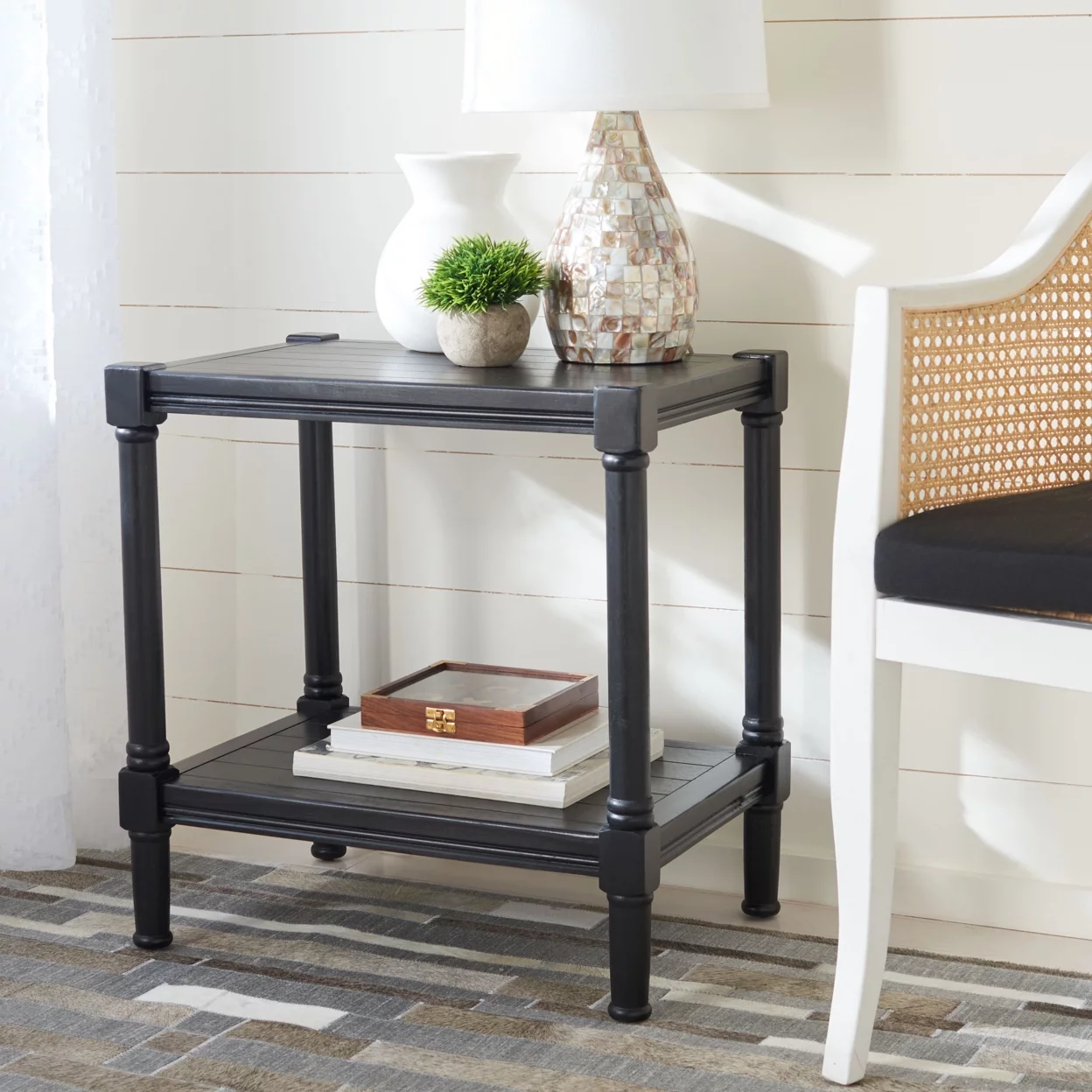 SAFAVIEH Rafiki Solid Rustic Rectangle Accent Table, Black