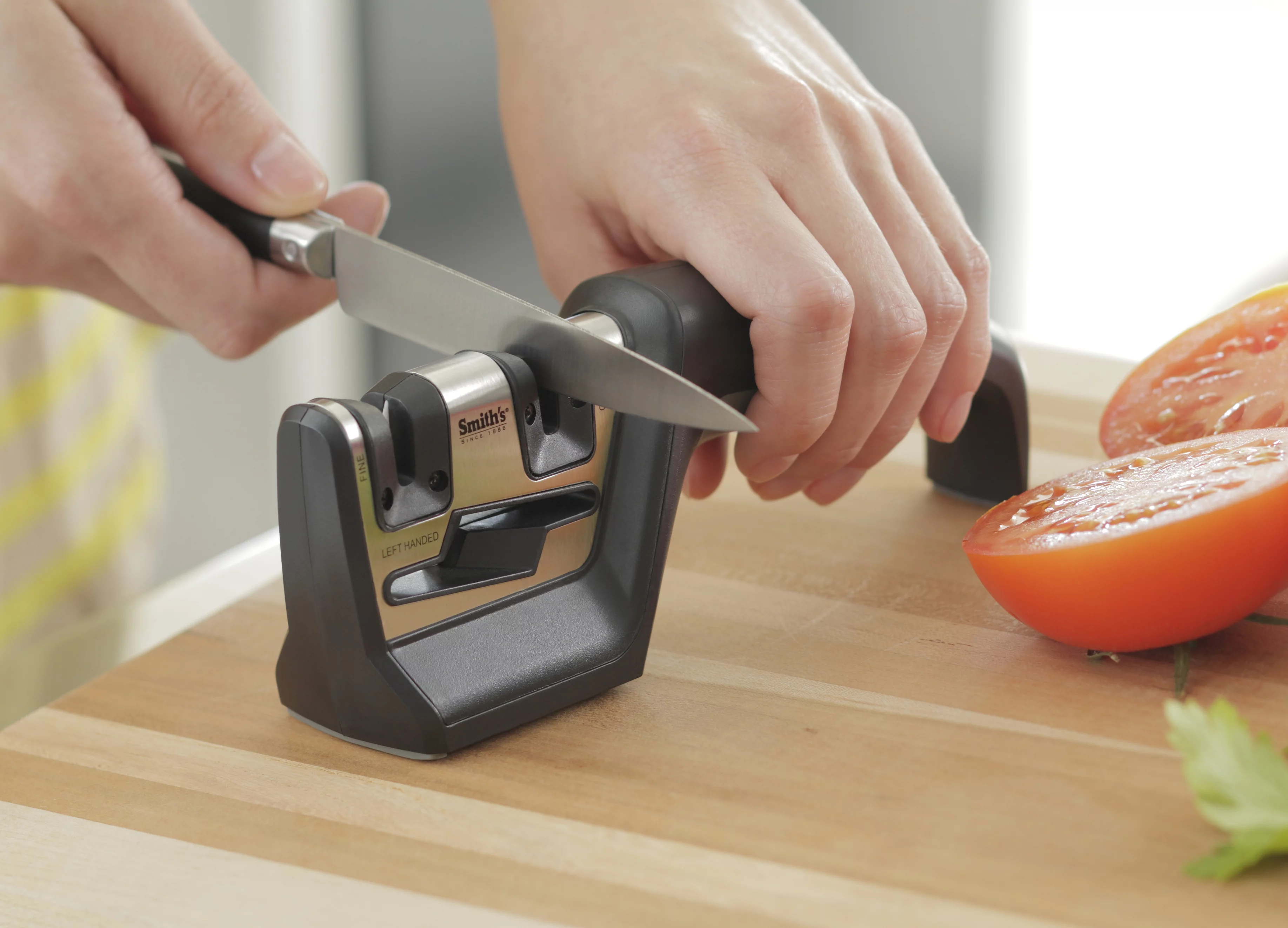 SMITH'S SELECT 50101 PULL-THRU KNIFE & SCISSOR SHARPENER BLACK