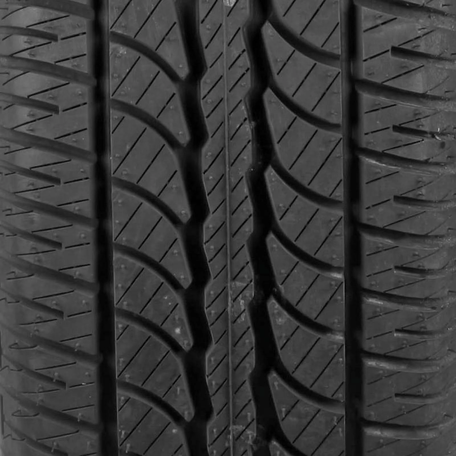 Hercules H/P 4000 215/70R14 96T Tire Fits: 1999 Toyota Tacoma DLX, 1998 Toyota Tacoma Pre Runner