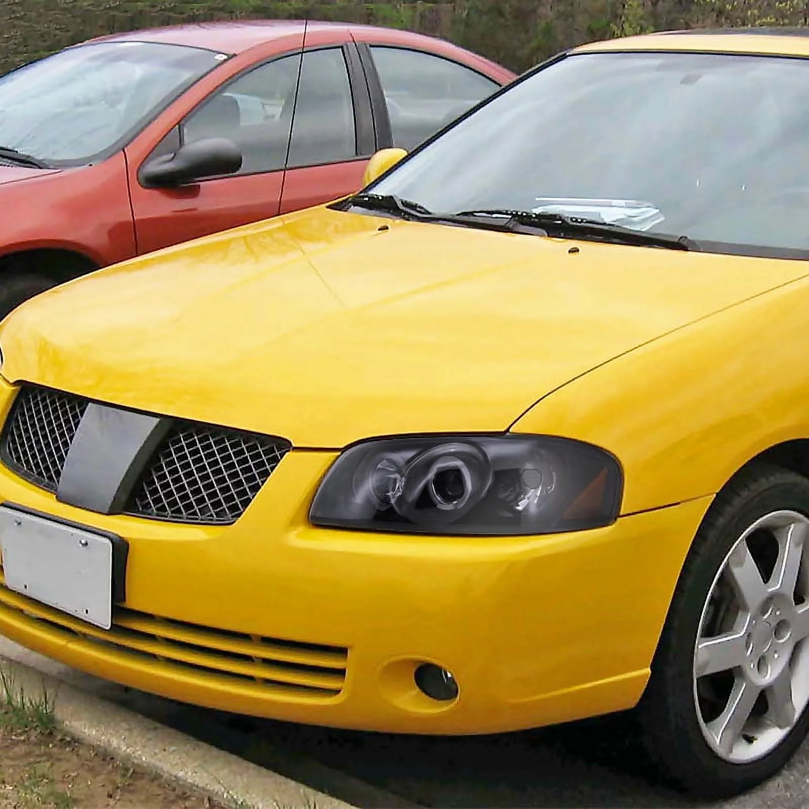 Spec-D Tuning Dual Halo Glossy Piano Black Projector Headlights Compatible with 2004-2006 Nissan Sentra Left + Right Pair Headlamps Assembly