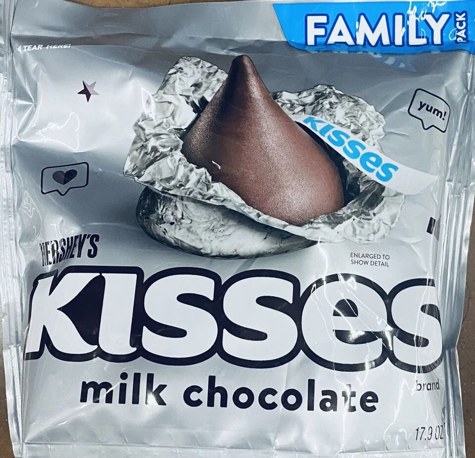 2x Hershey's Kisses Milk Chocolate FAMILY PACK Candy 17.9 Oz Bag - 2 PACK