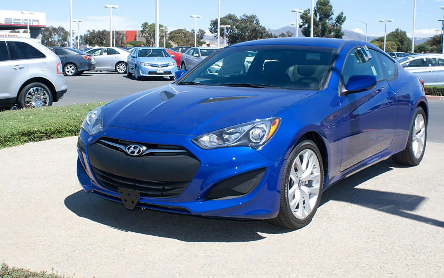 STO N SHO Front License Plate Bracket Compatible with 2013-2016 Hyundai Genesis Coupe (SNS34)