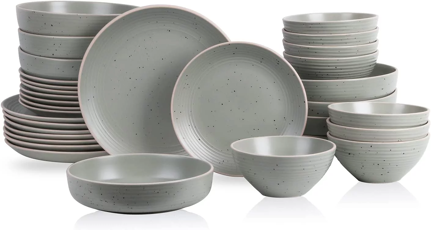 QINBI Lauren Stoneware 32-piece Round Dinnerware Set, Green