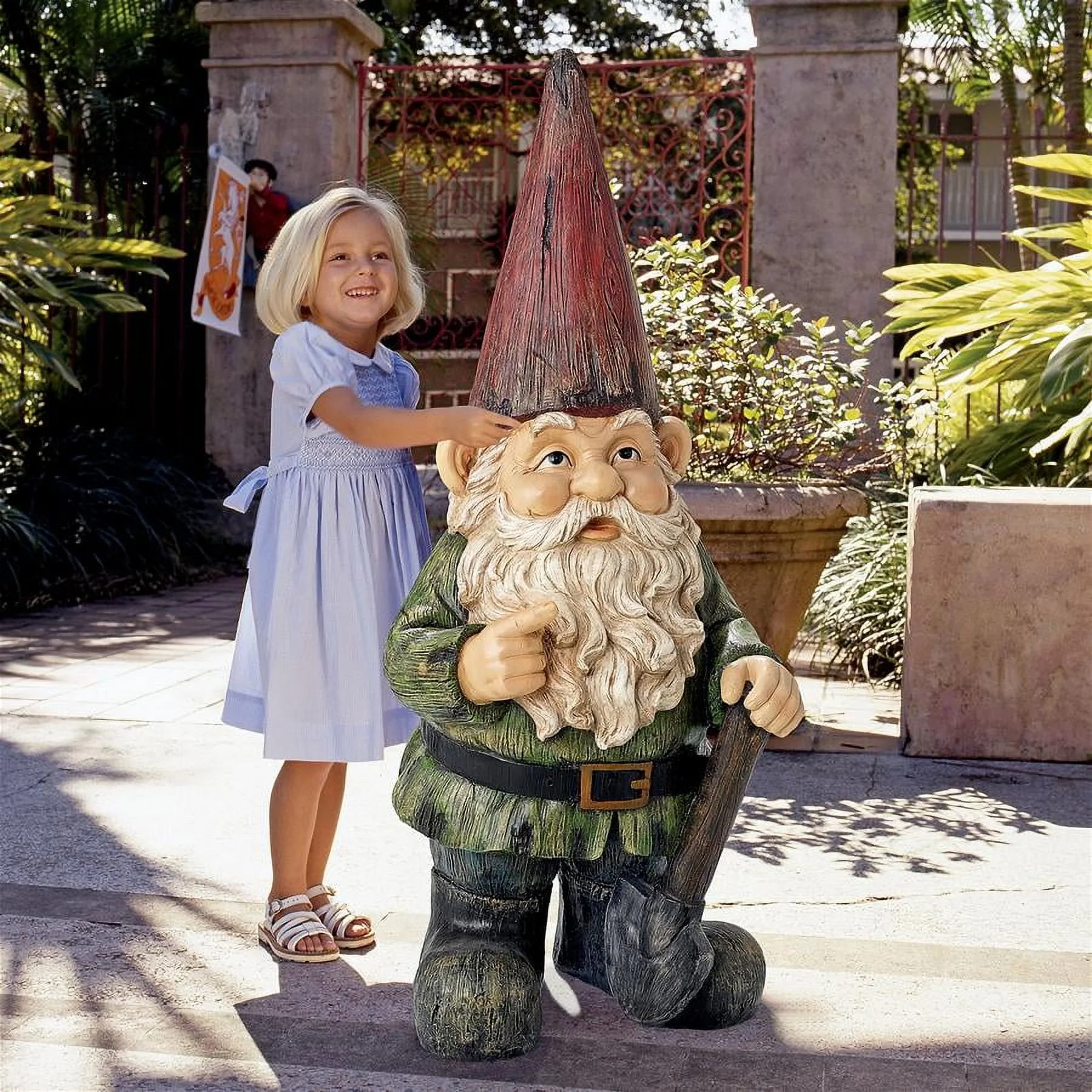 Design Toscano Gottfried, the Gigantic Garden Gnome Statue